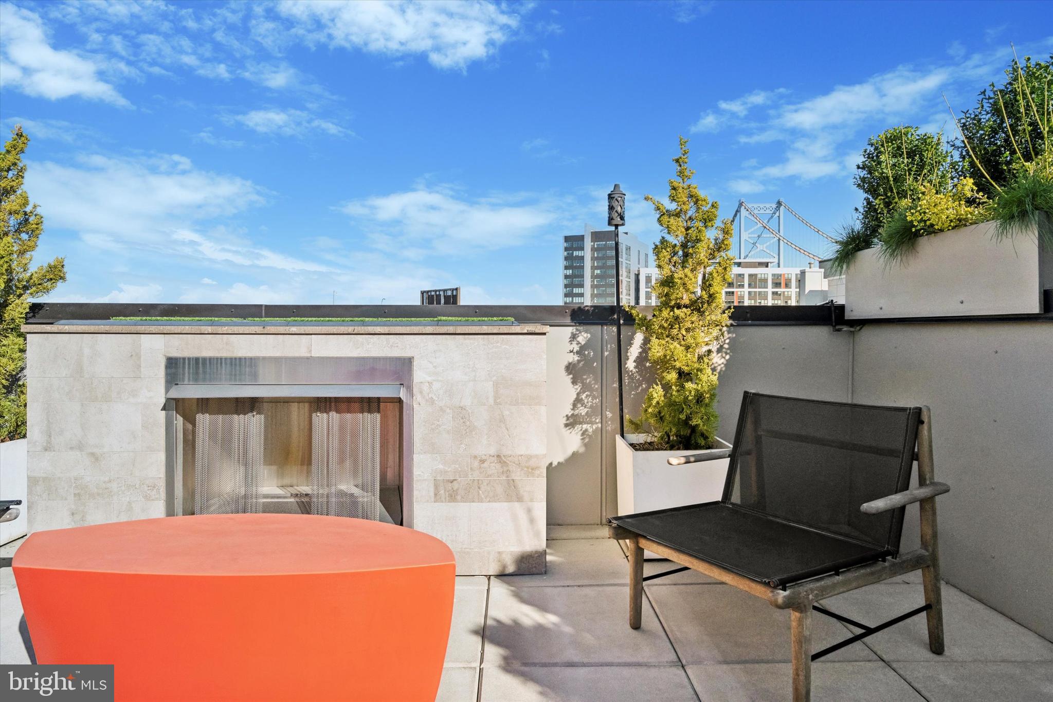 OLD CITY - Residential