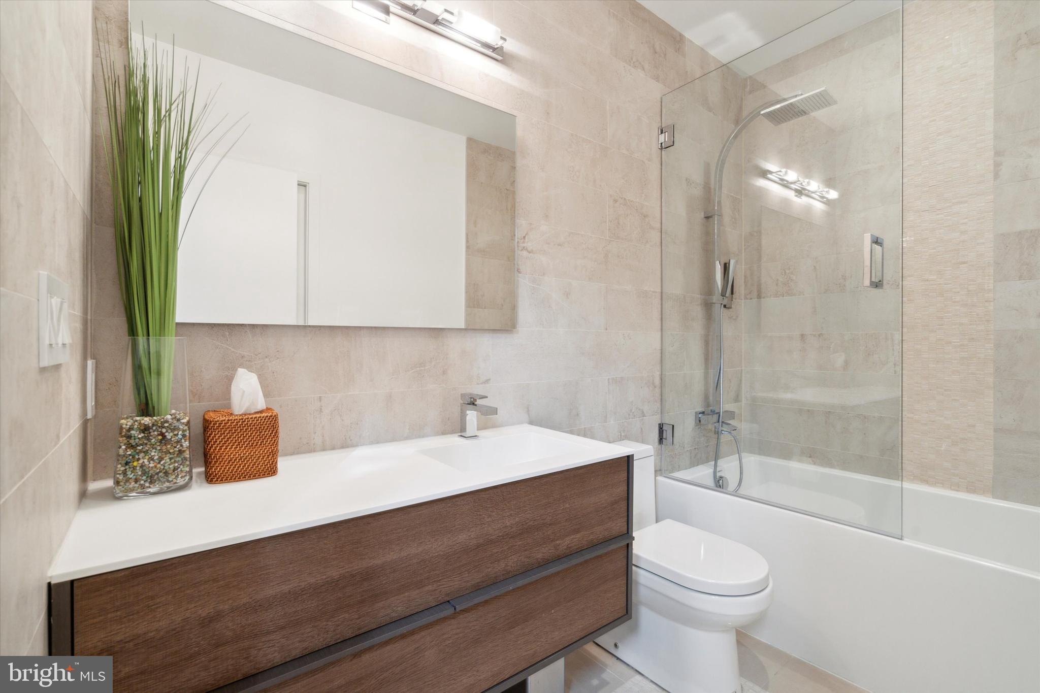 OLD CITY - Residential