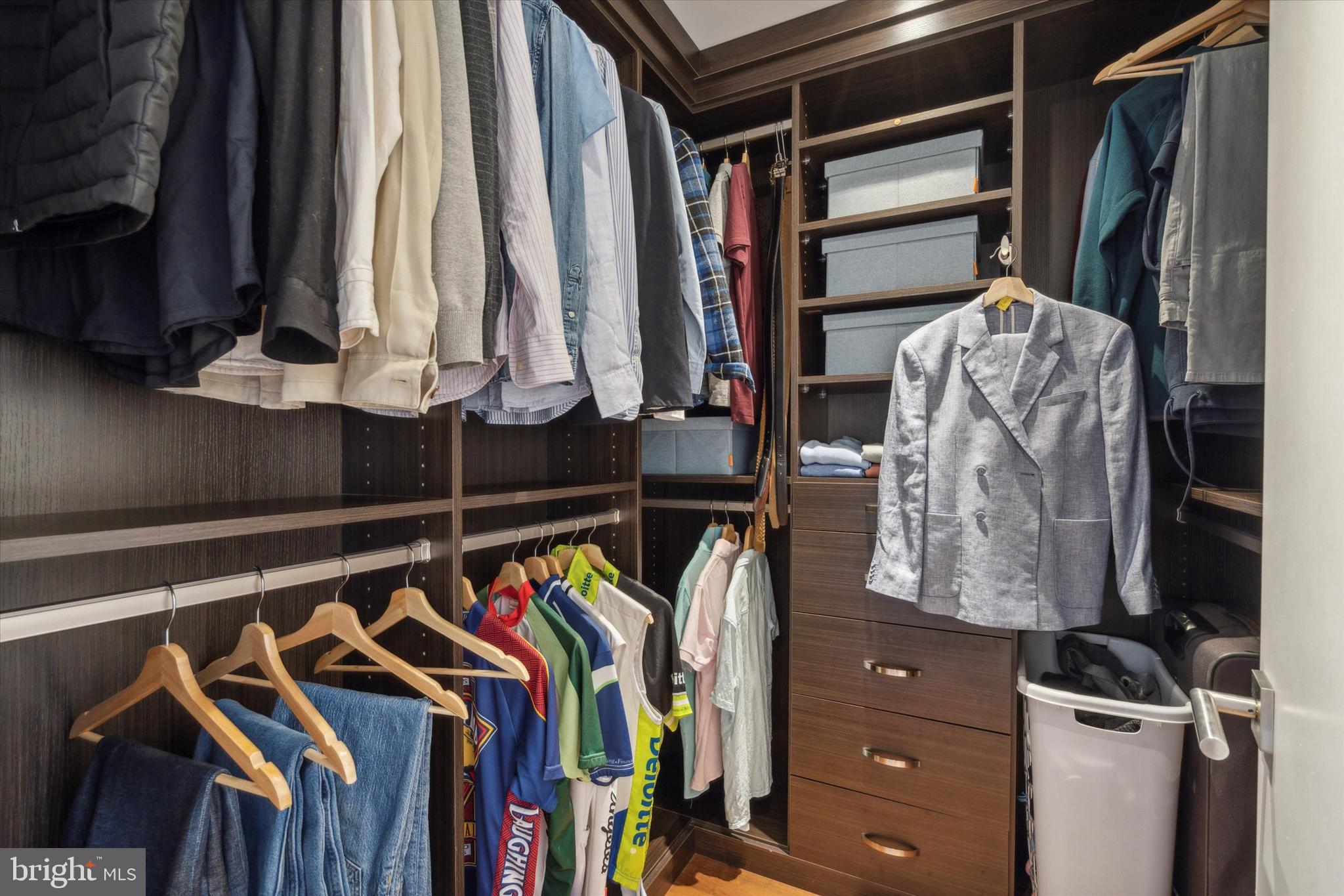 OLD CITY - Residential