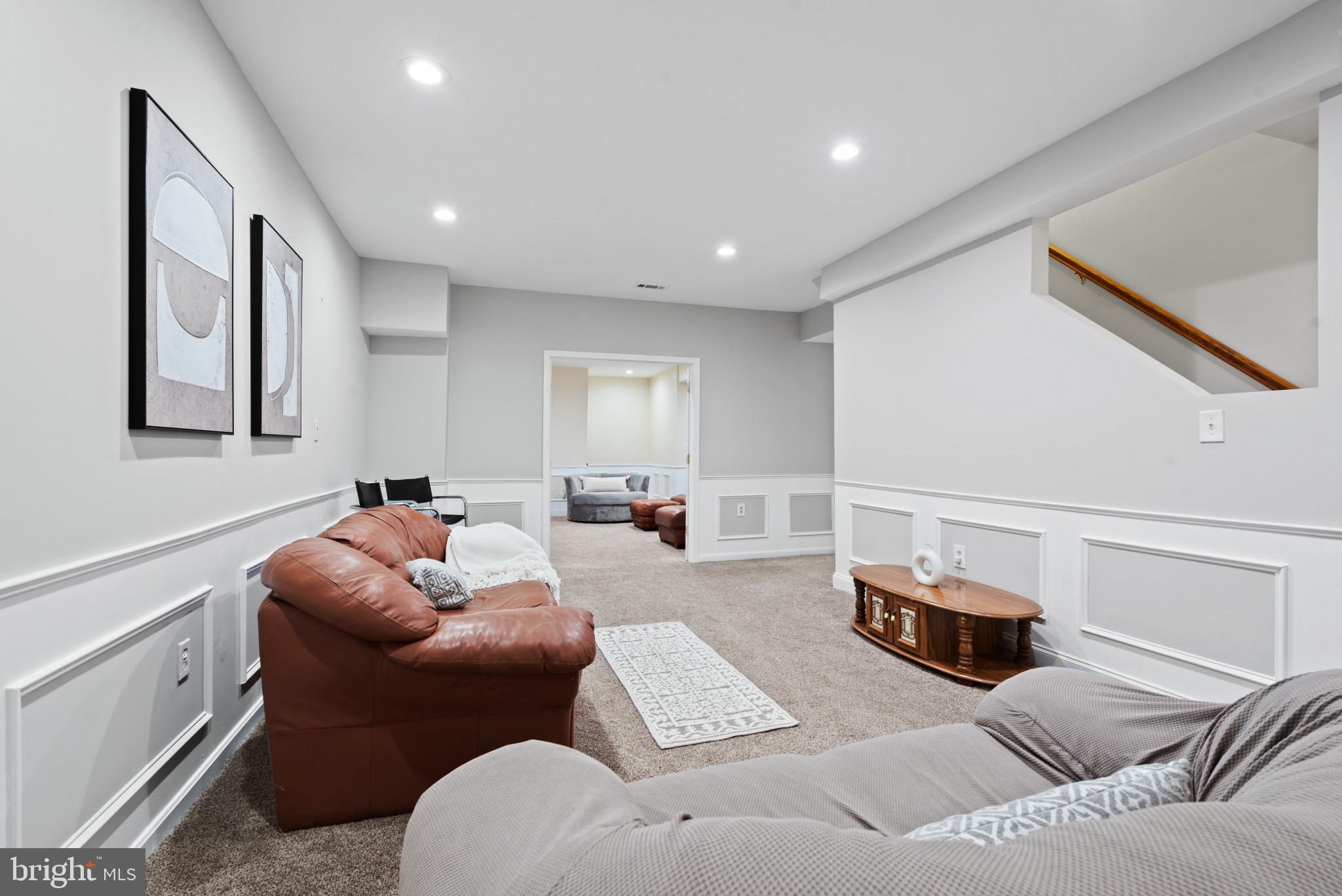 VALLEY HILLS - Residential