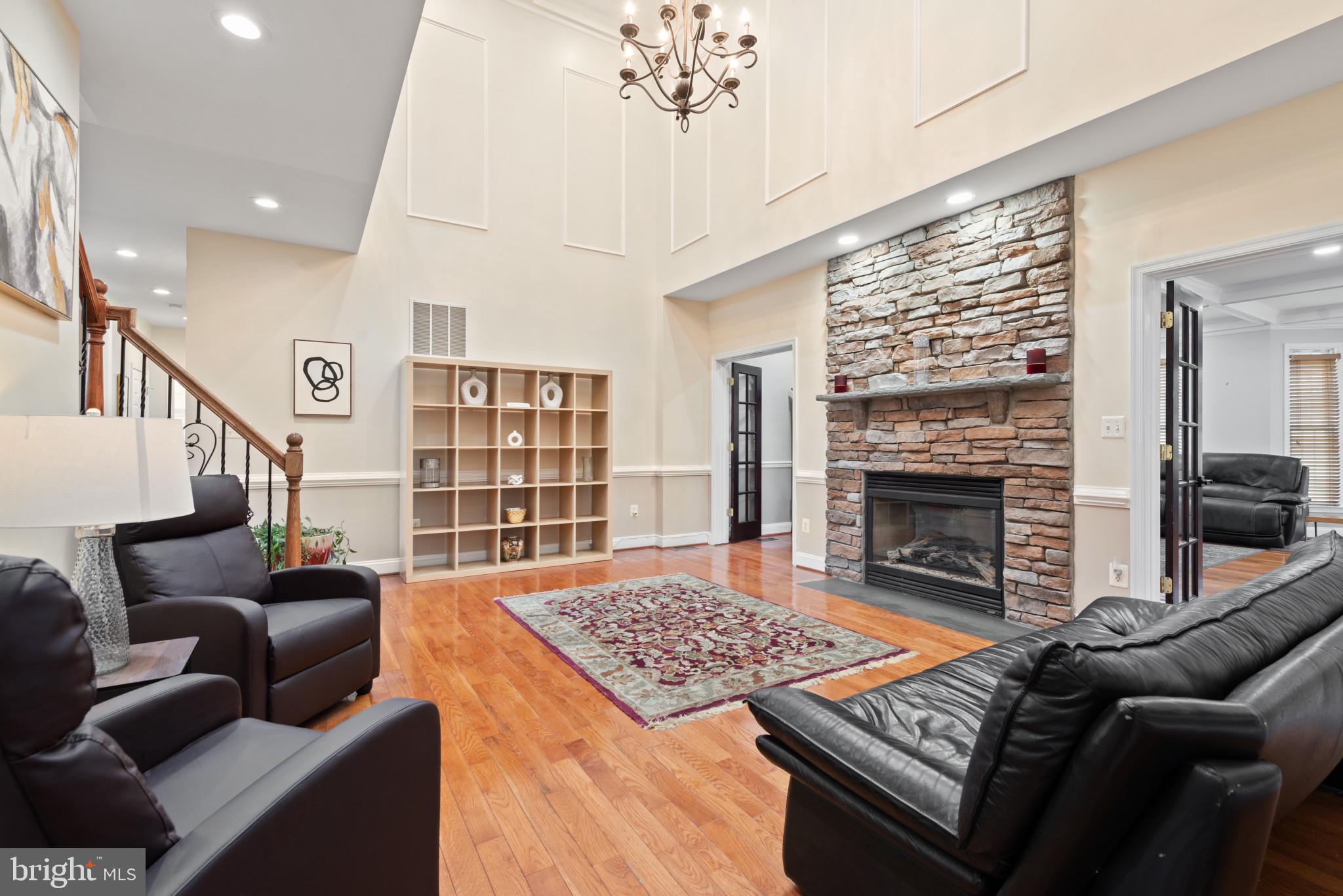 VALLEY HILLS - Residential