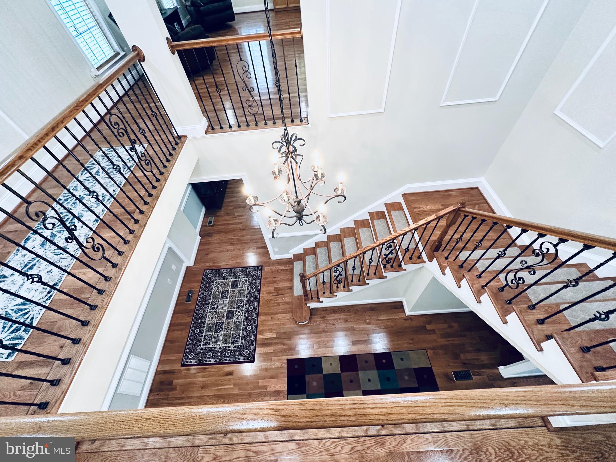 VALLEY HILLS - Residential