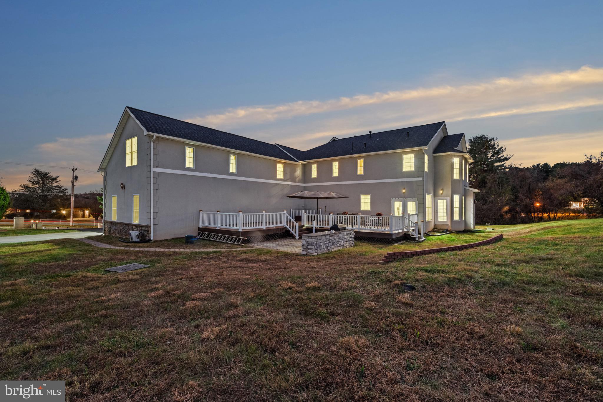 VALLEY HILLS - Residential