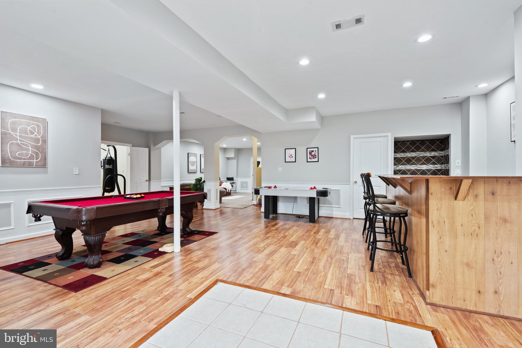 VALLEY HILLS - Residential