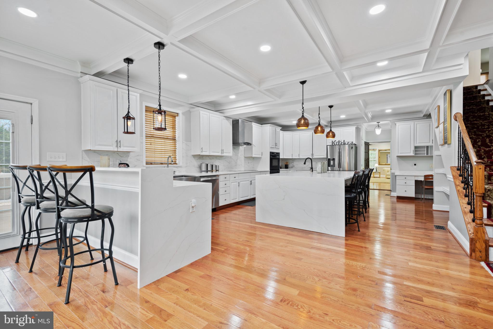 VALLEY HILLS - Residential