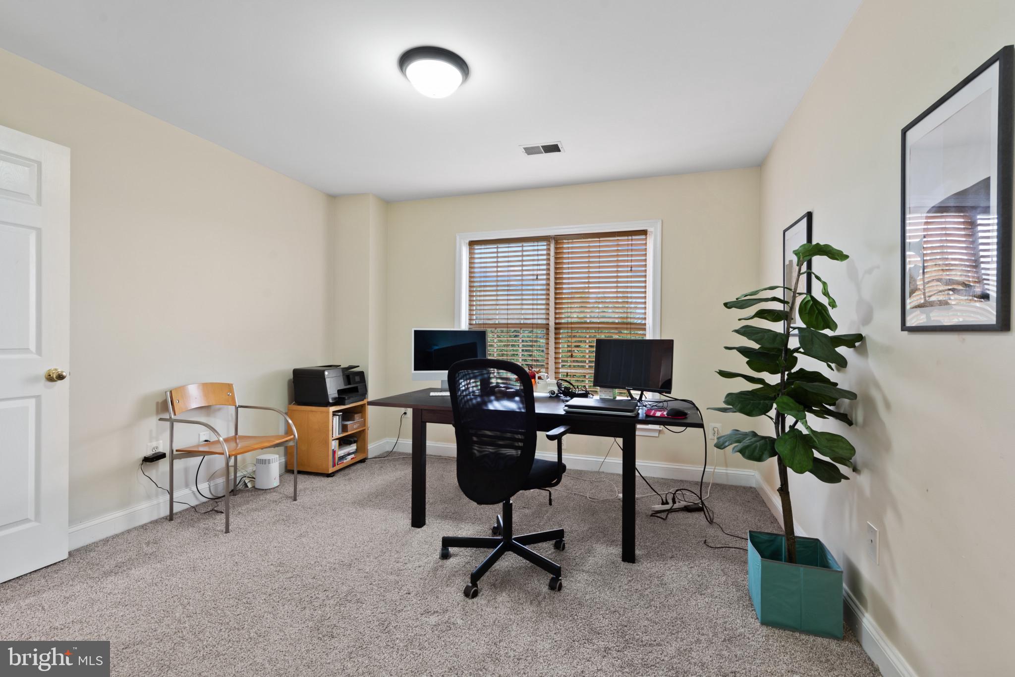 VALLEY HILLS - Residential