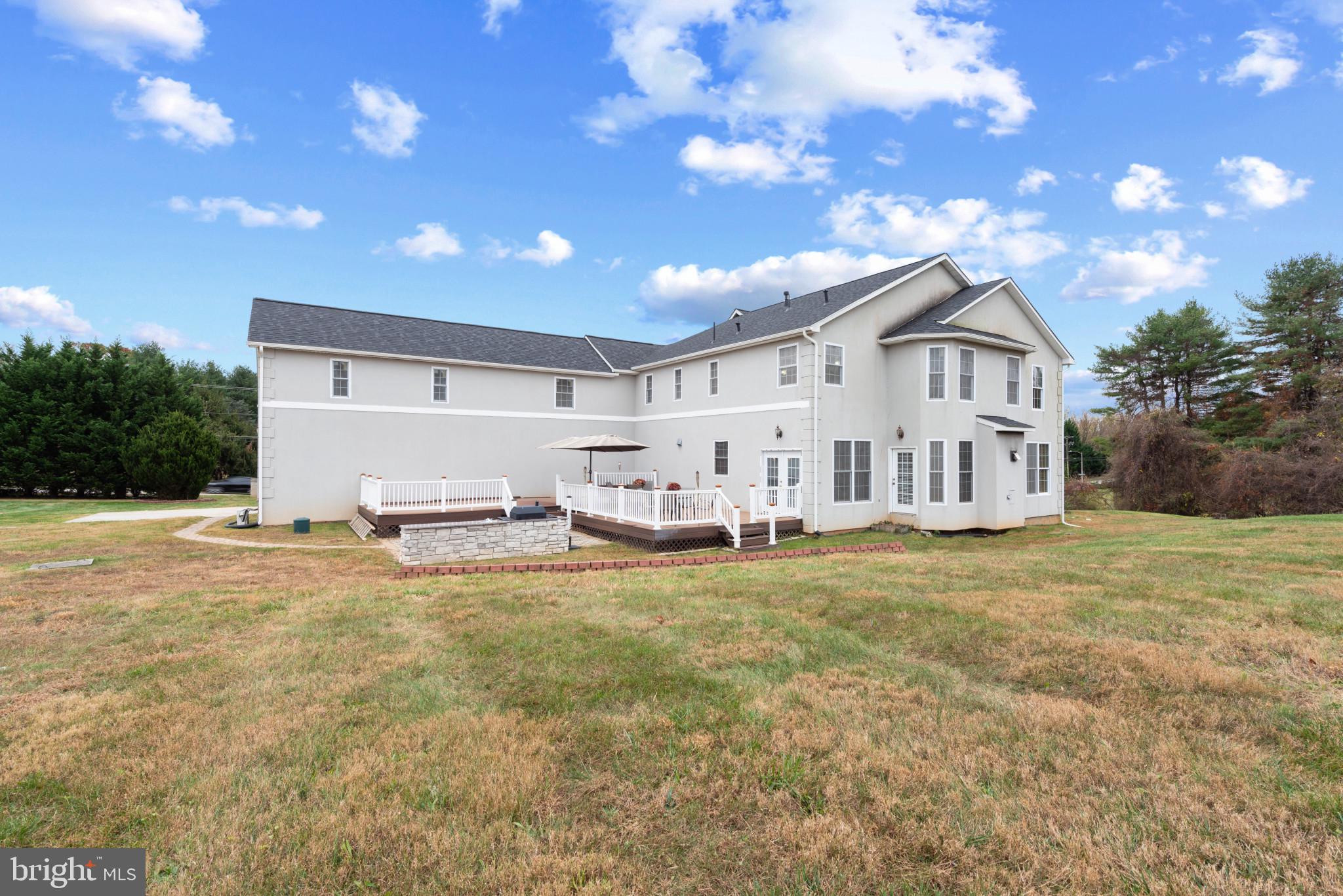 VALLEY HILLS - Residential