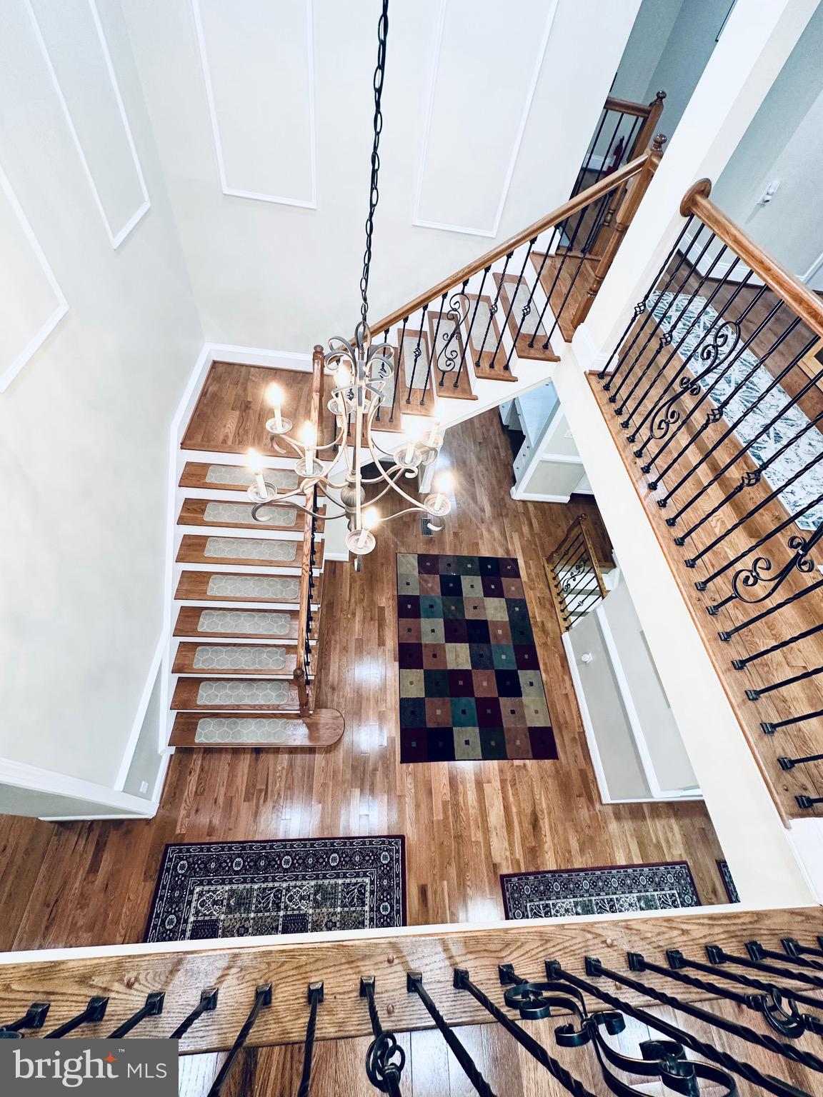 VALLEY HILLS - Residential