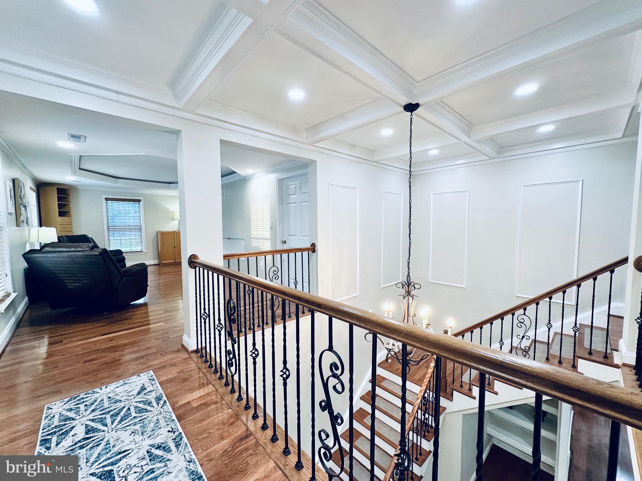 VALLEY HILLS - Residential