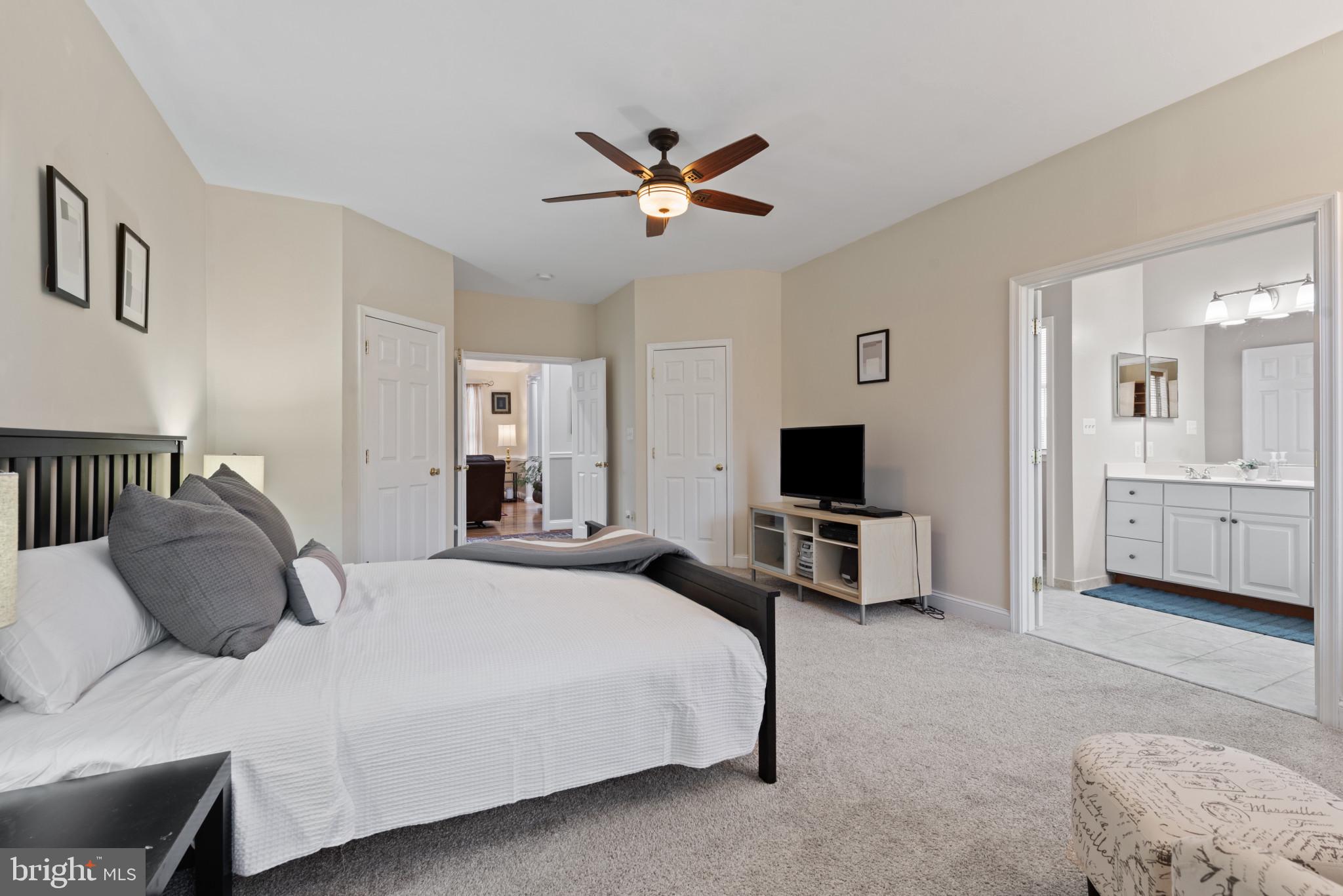 VALLEY HILLS - Residential