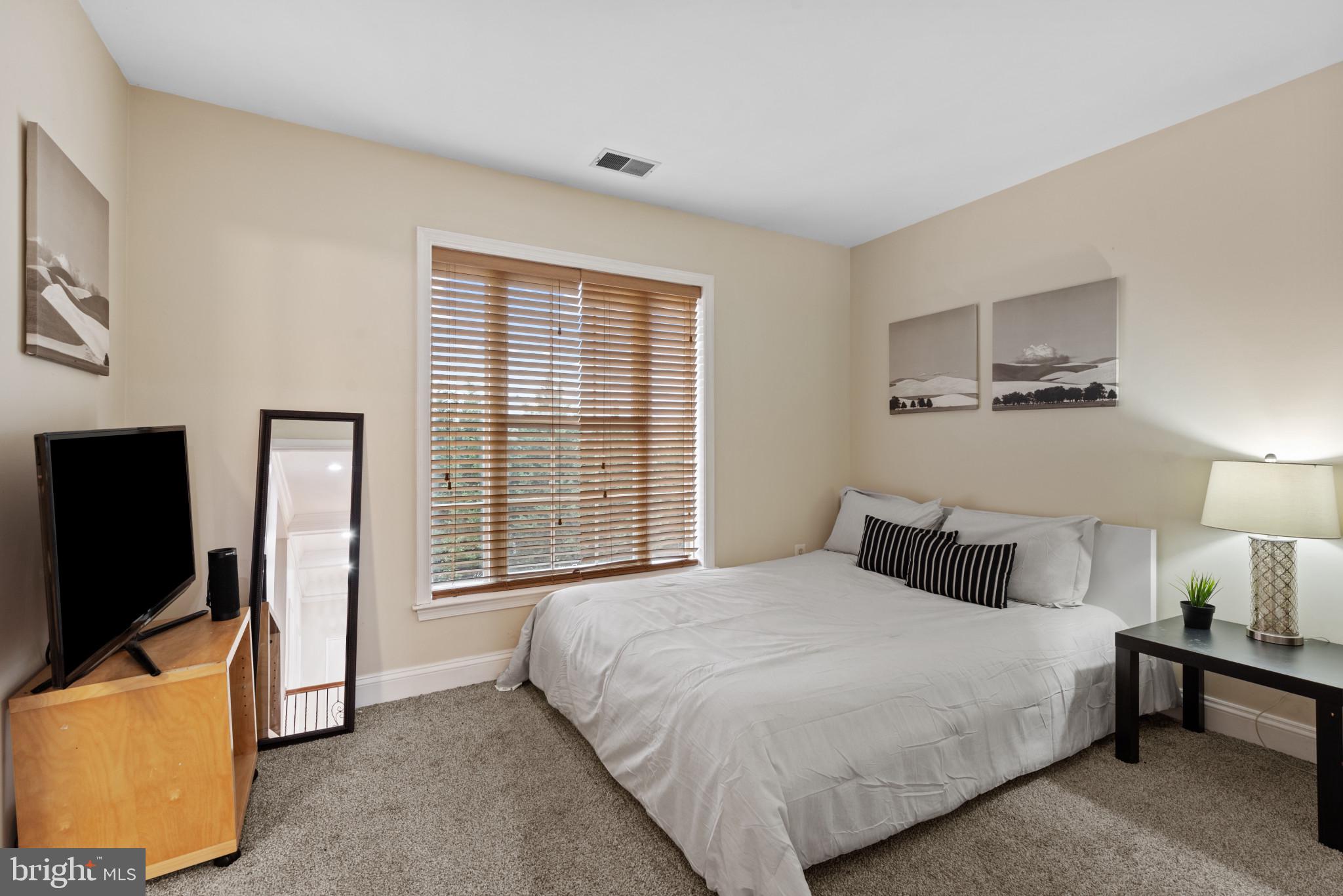 VALLEY HILLS - Residential