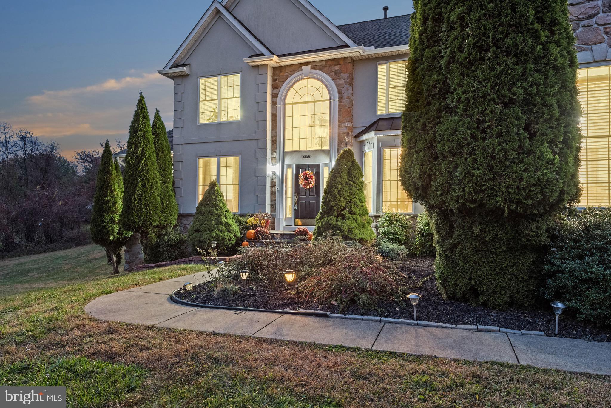 VALLEY HILLS - Residential