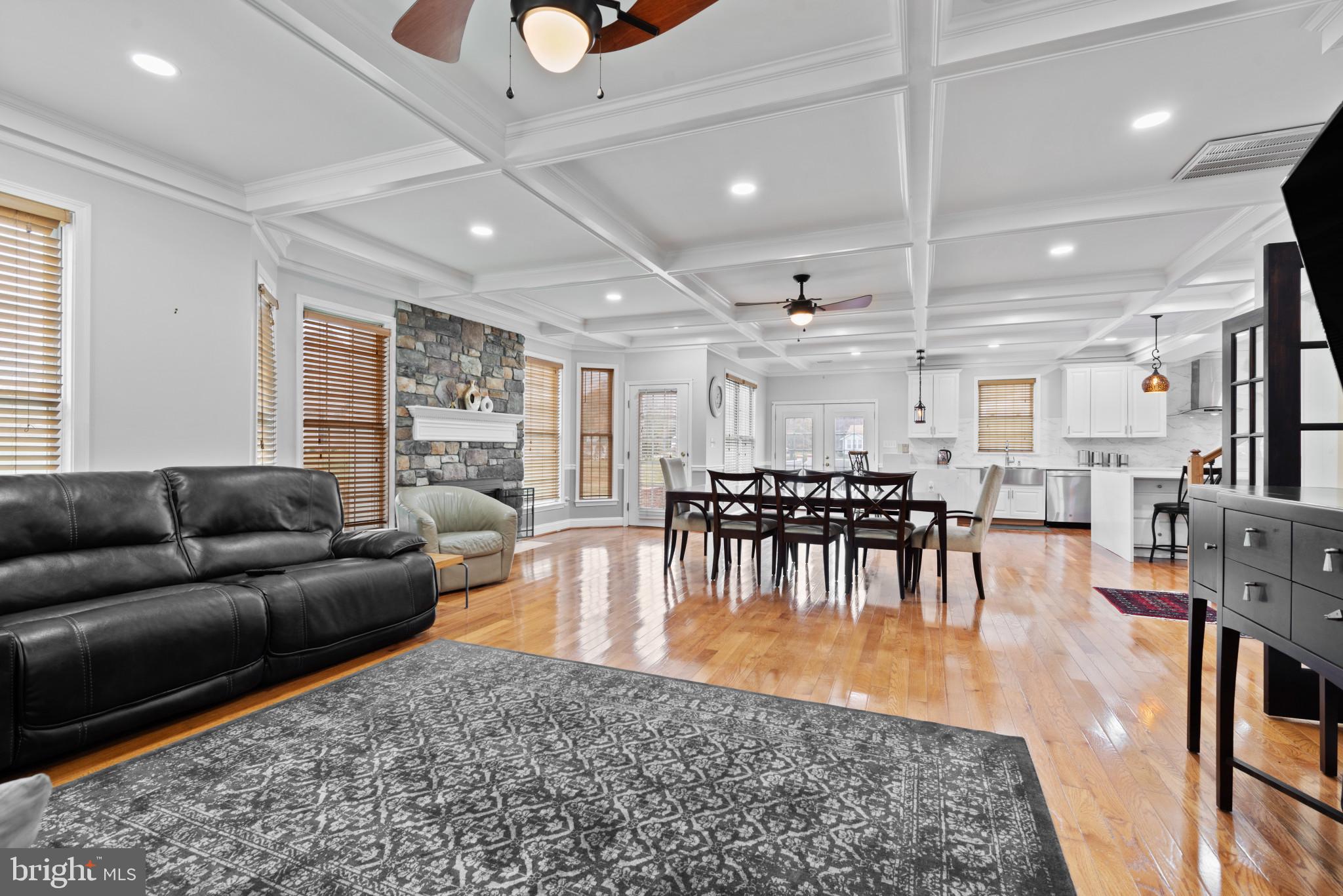 VALLEY HILLS - Residential