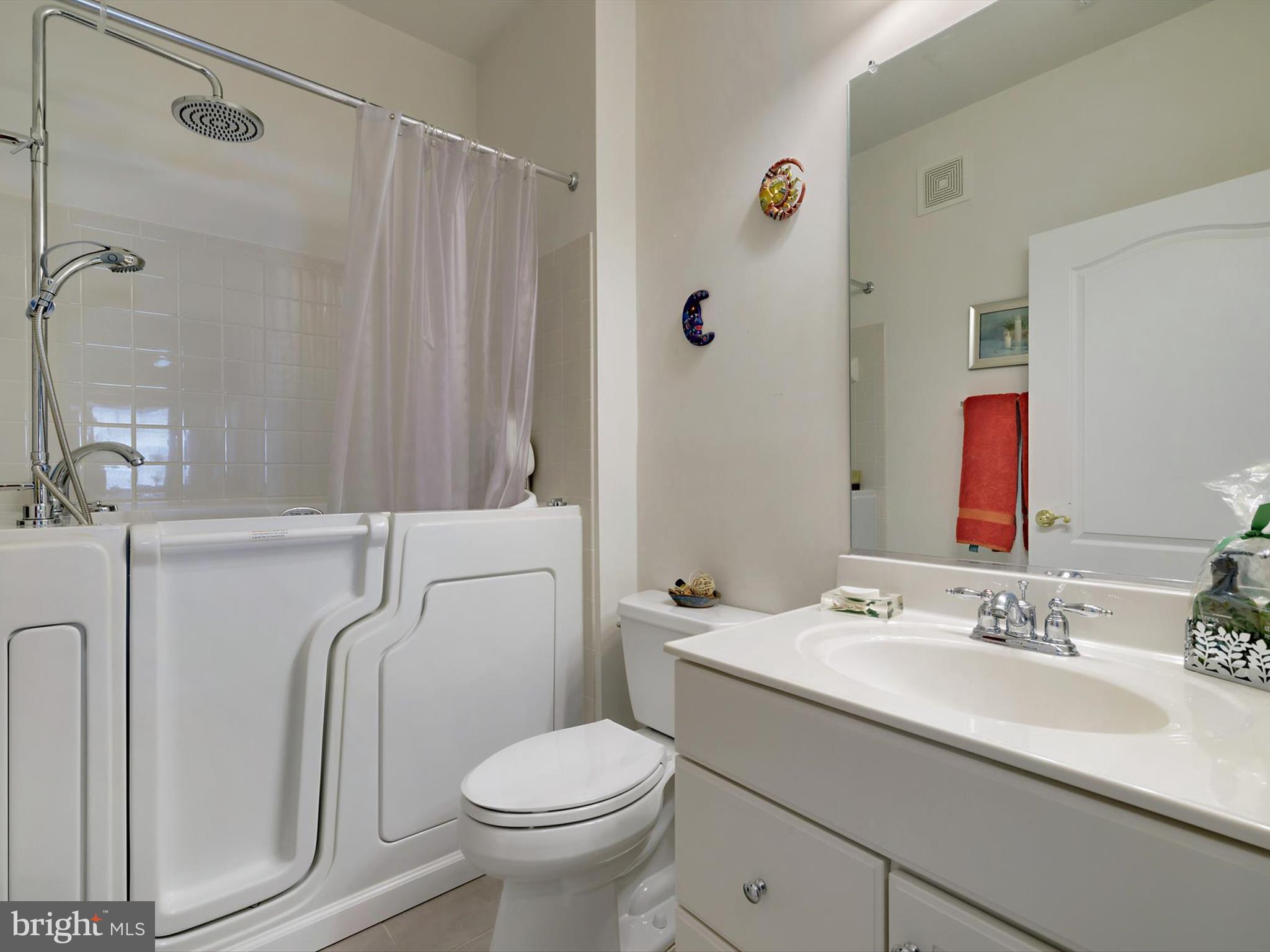 CEDAR RIDGE - Residential