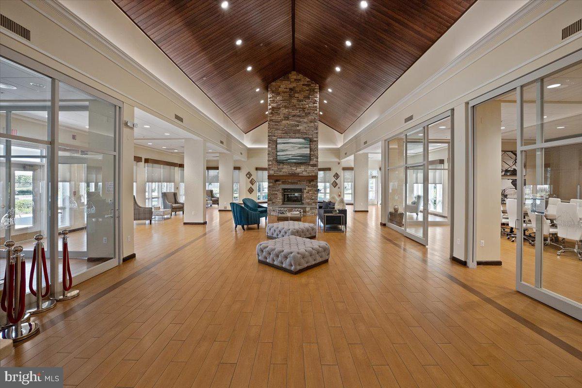 CEDAR RIDGE - Residential