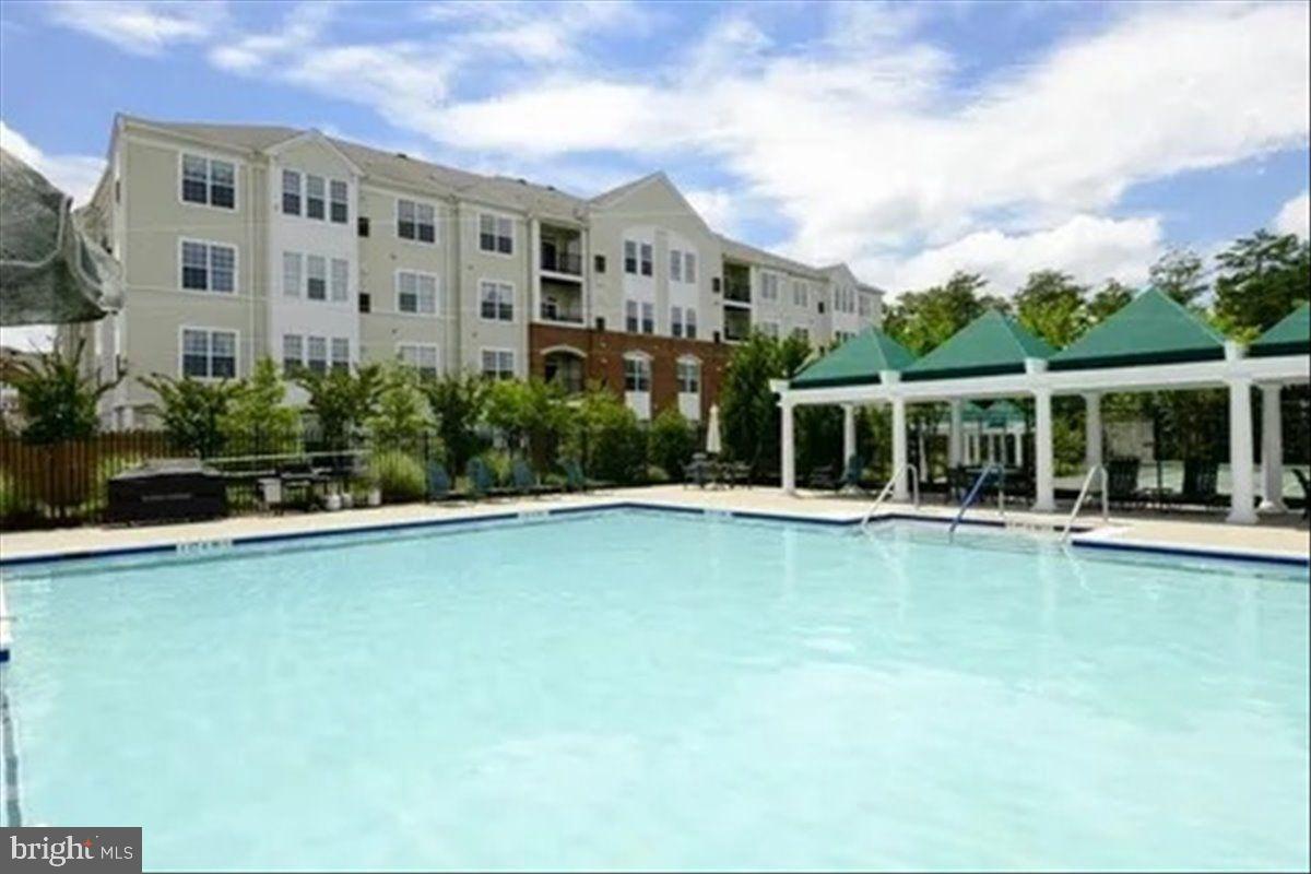 CEDAR RIDGE - Residential