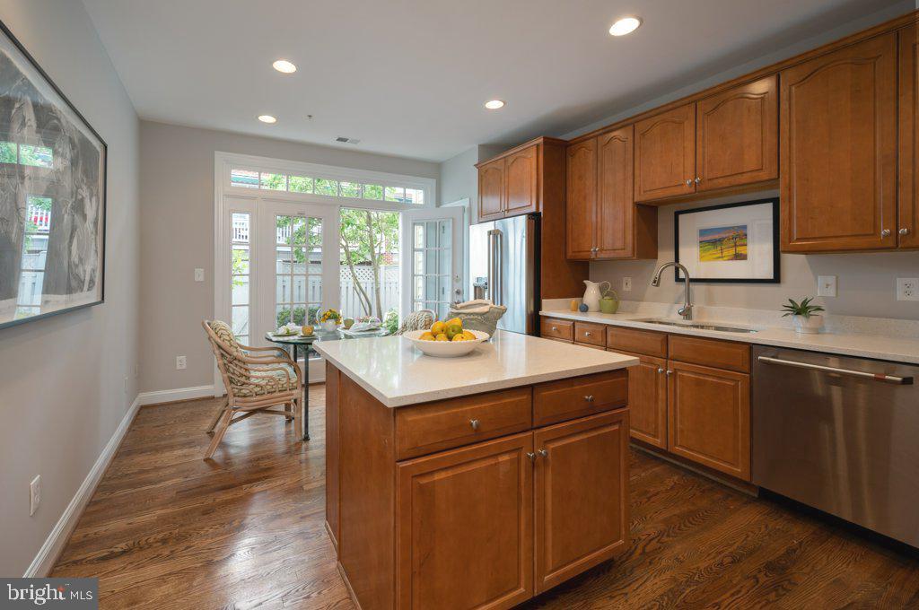 OLD TOWN VILLAGE - Residential