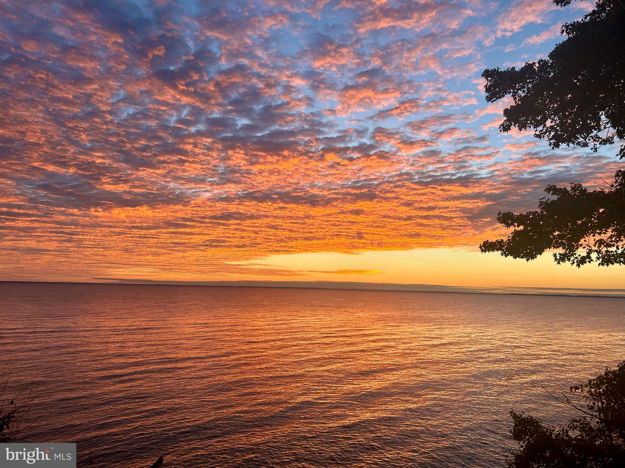 GIBSON ISLAND - Residential