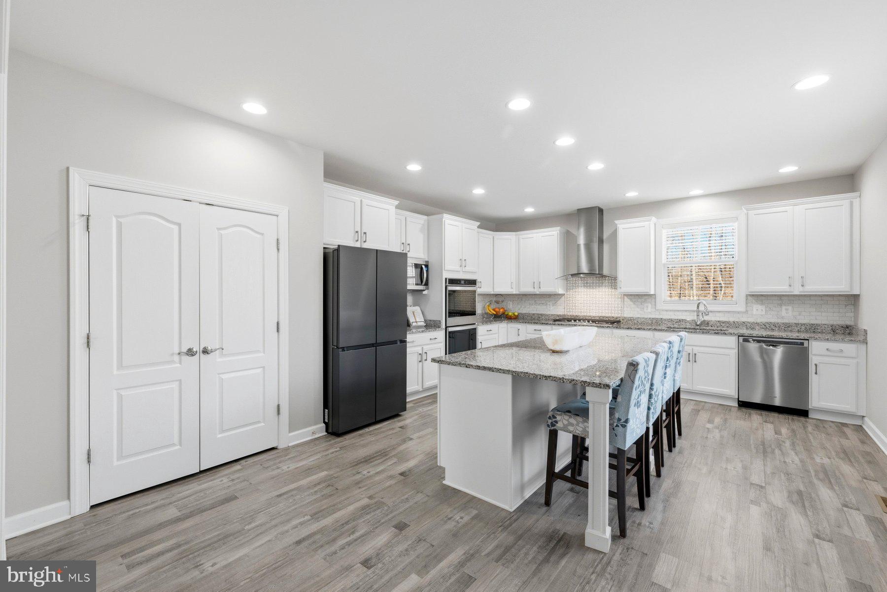 SULLIVAN ESTATES - Residential