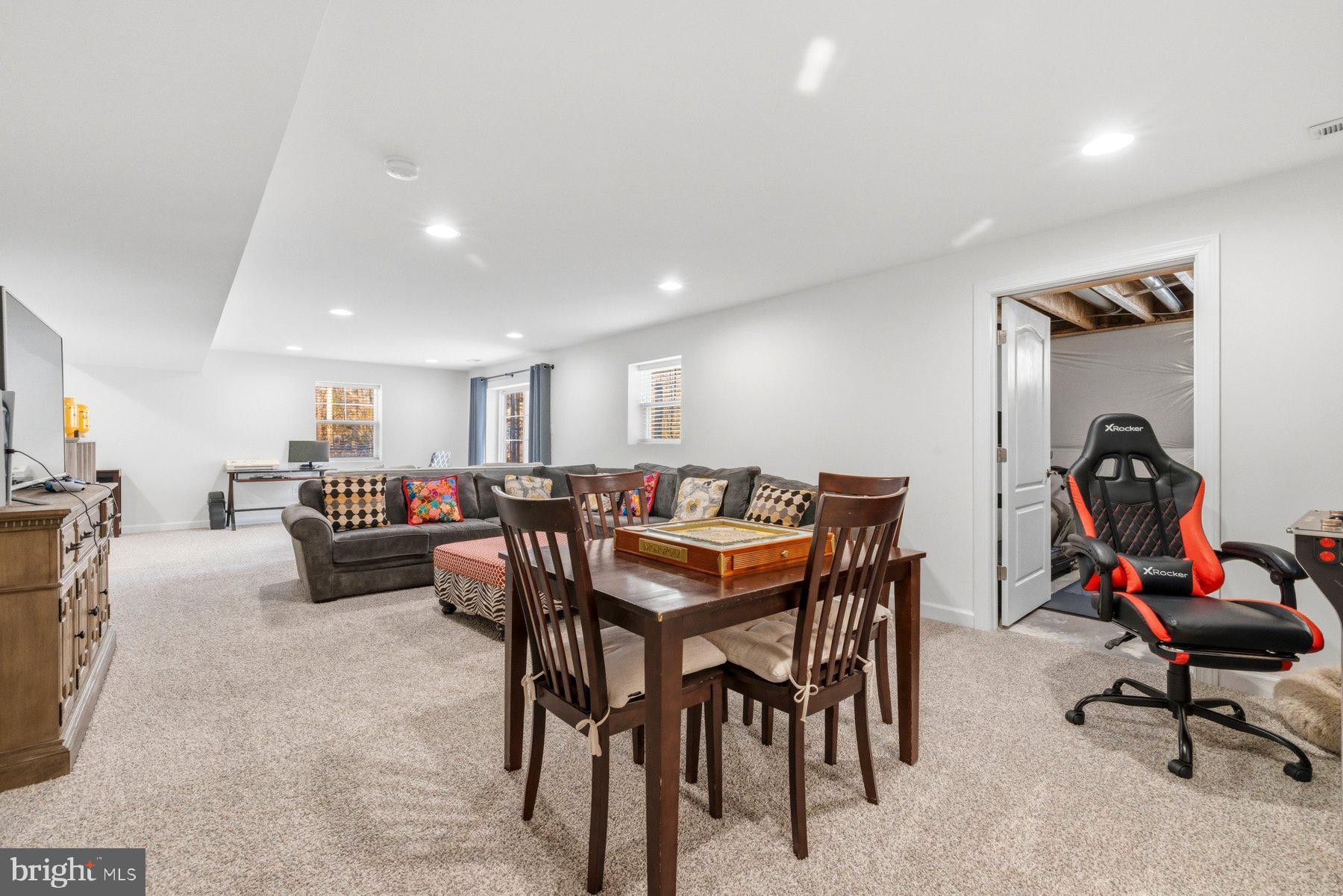 SULLIVAN ESTATES - Residential