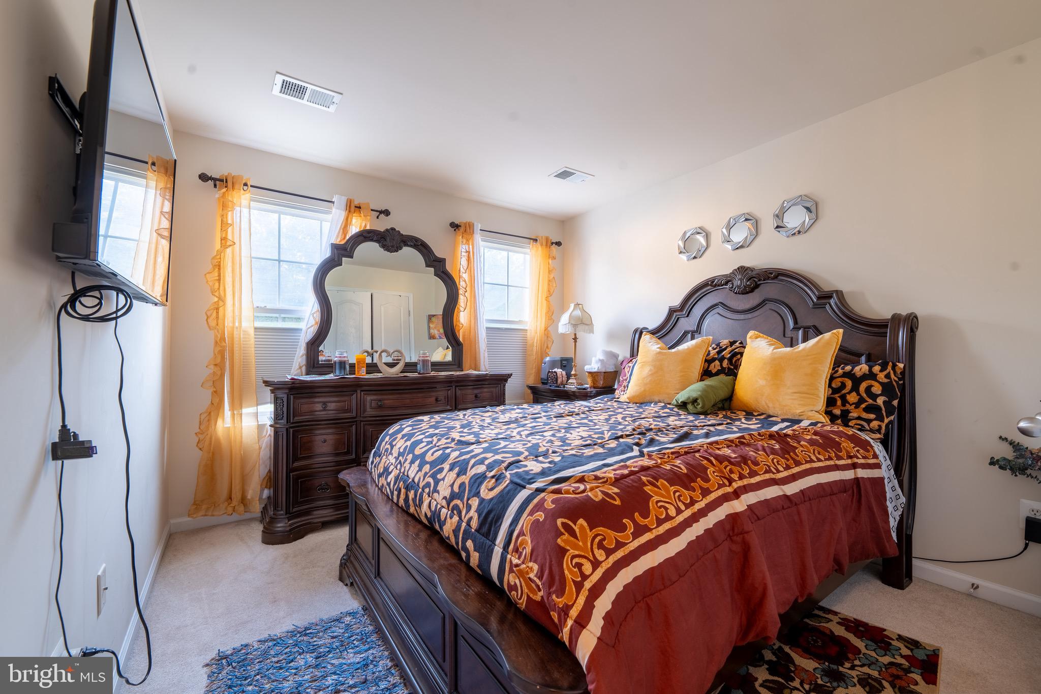 RIVERWATCH IND HEAD - Residential