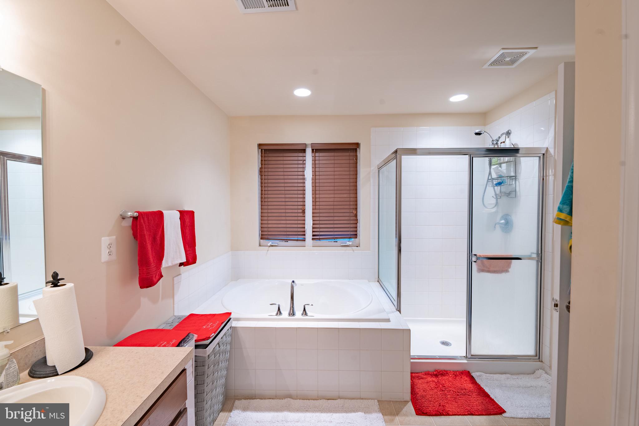 RIVERWATCH IND HEAD - Residential