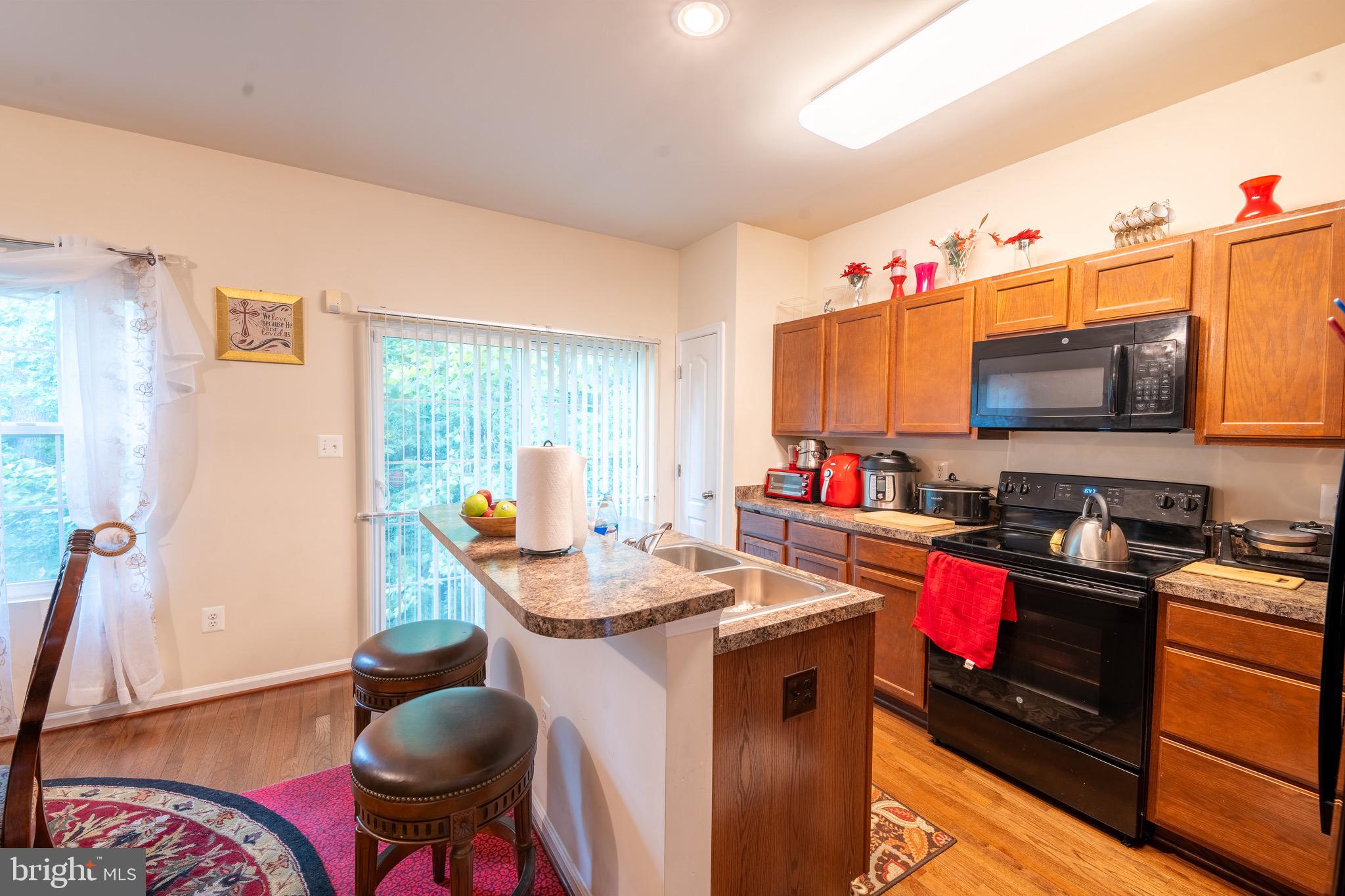 RIVERWATCH IND HEAD - Residential