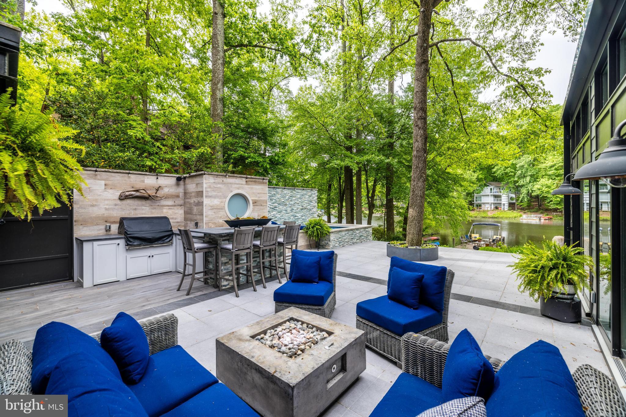 RESTON - Residential