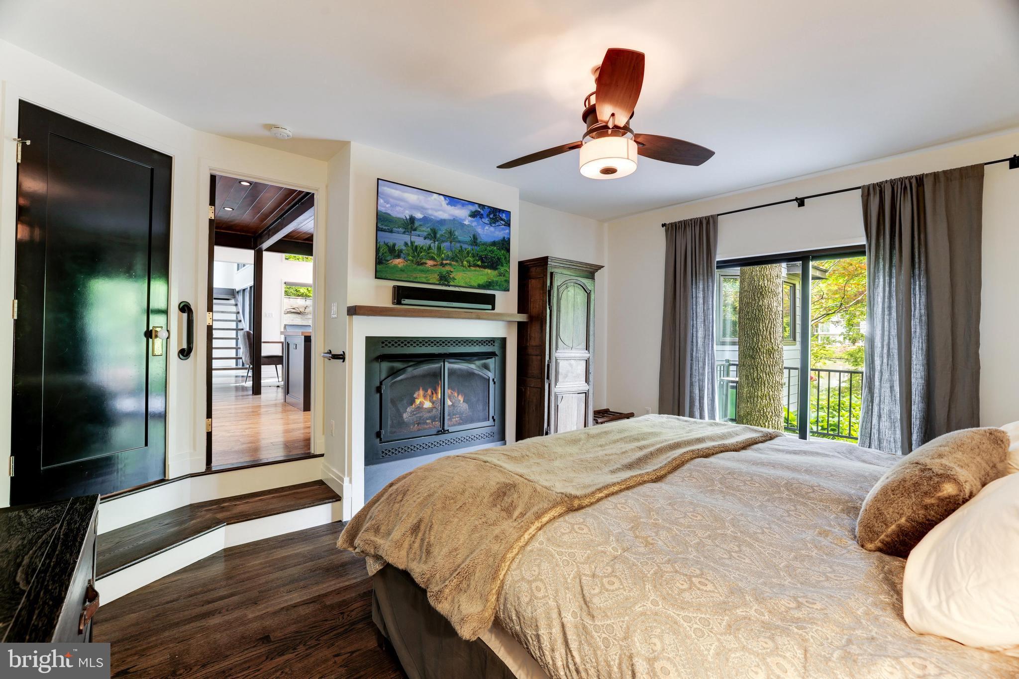 RESTON - Residential