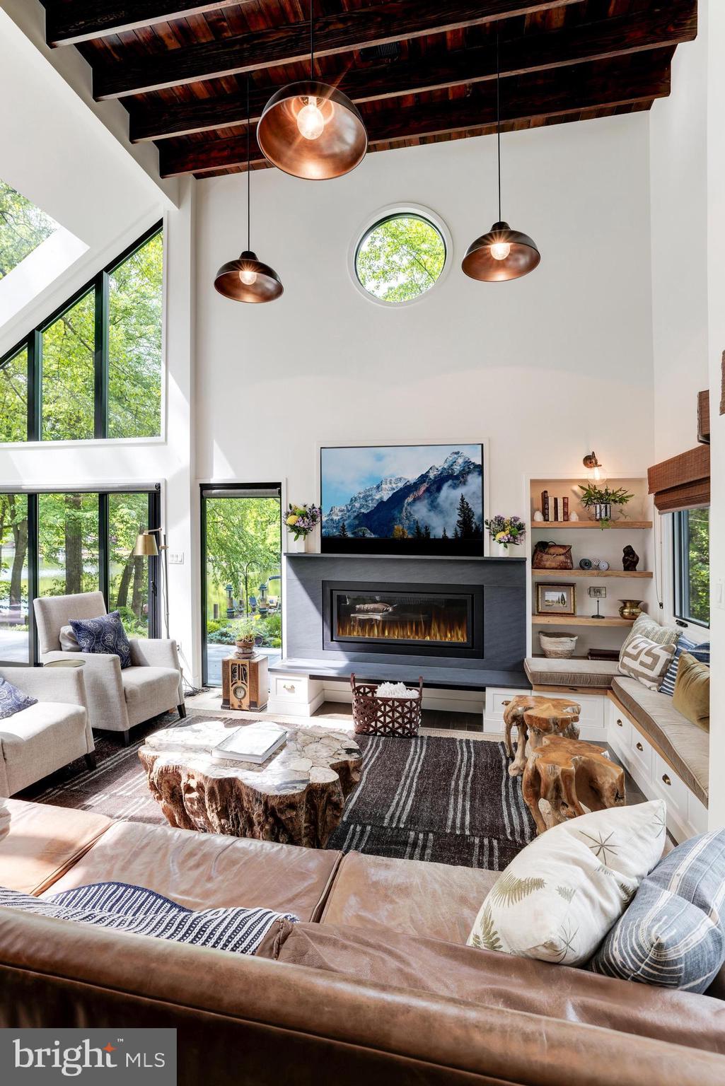 RESTON - Residential