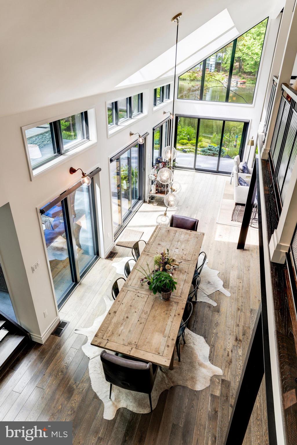 RESTON - Residential