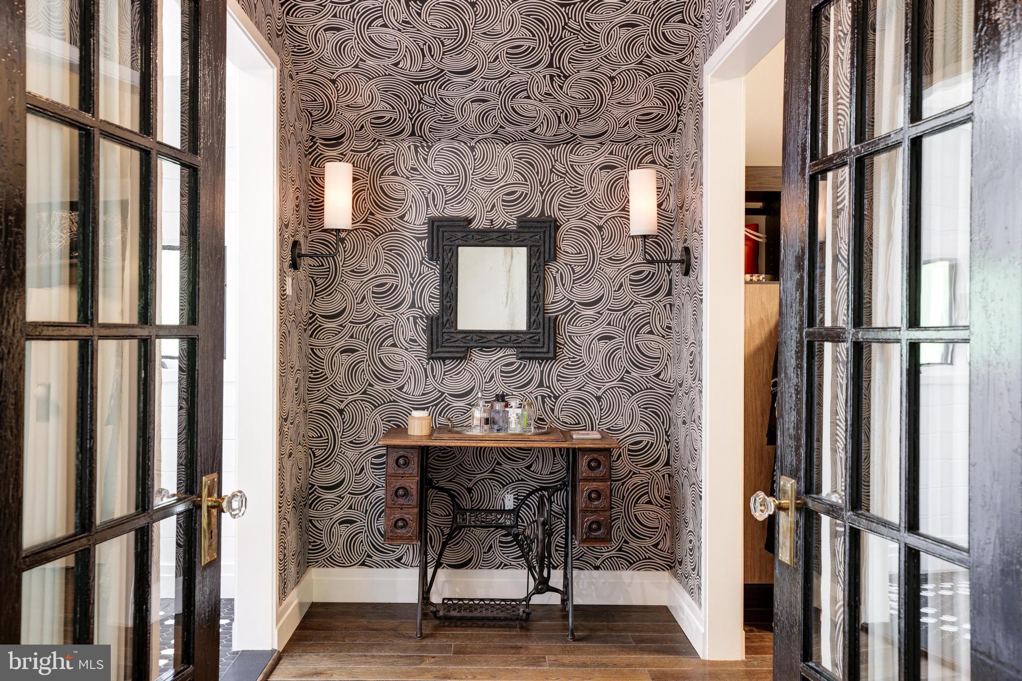 RESTON - Residential