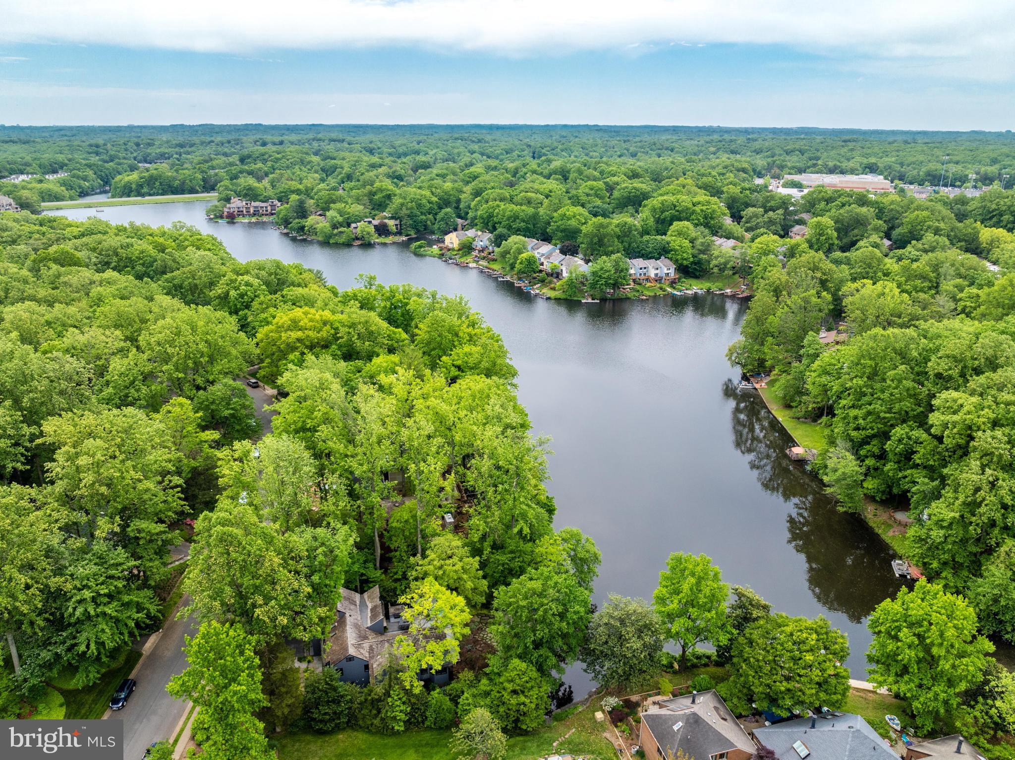 RESTON - Residential