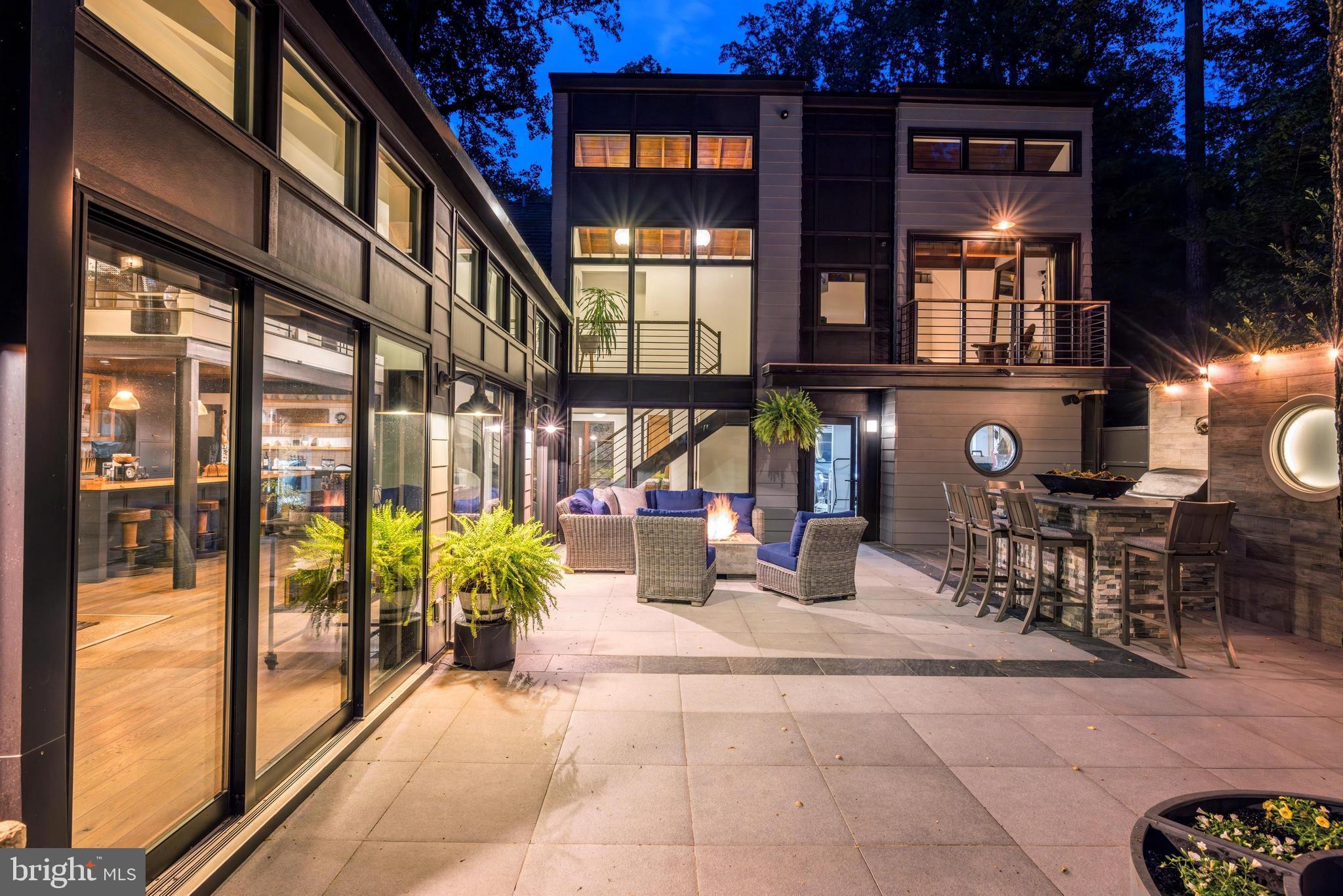 RESTON - Residential