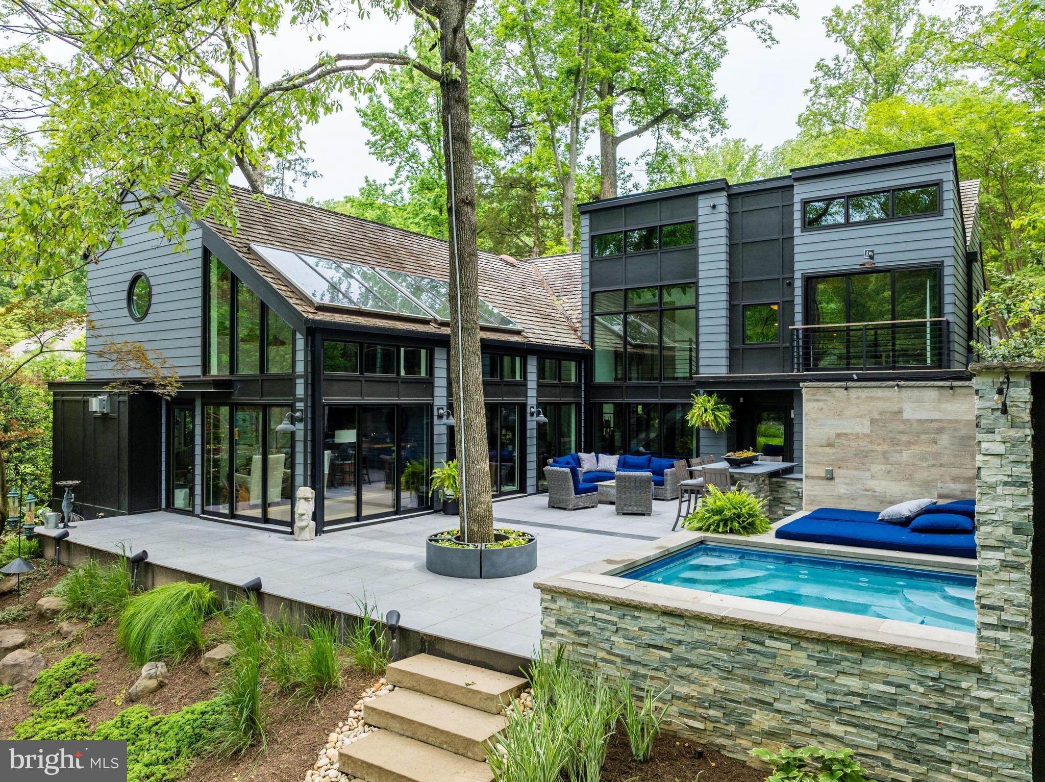 RESTON - Residential