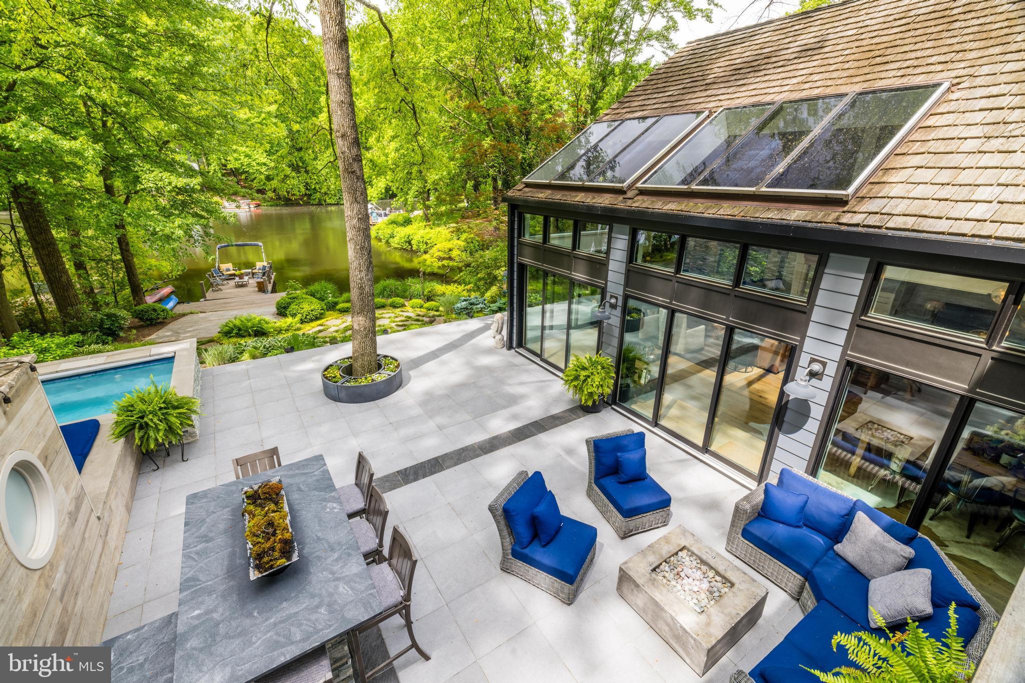 RESTON - Residential