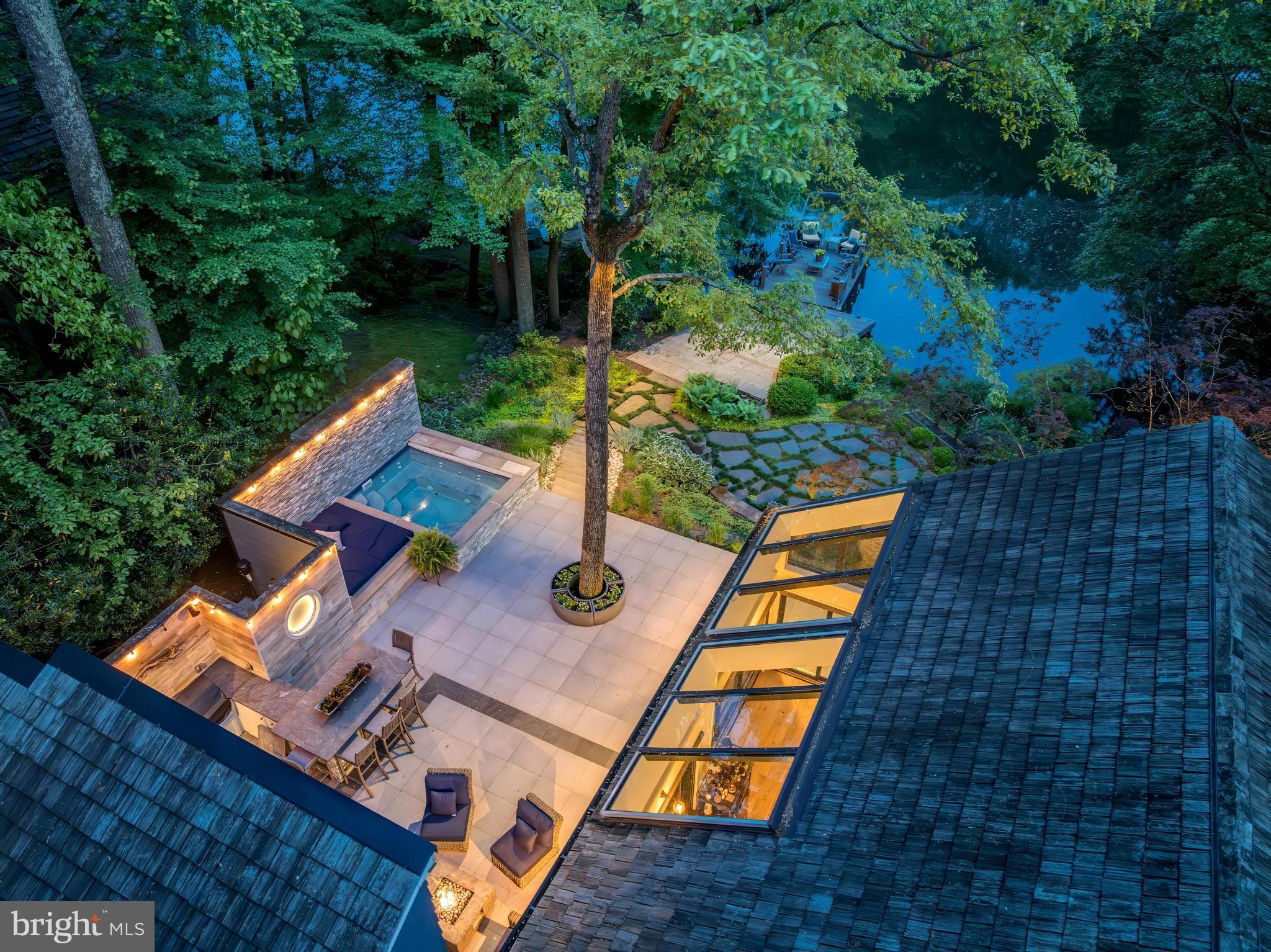 RESTON - Residential