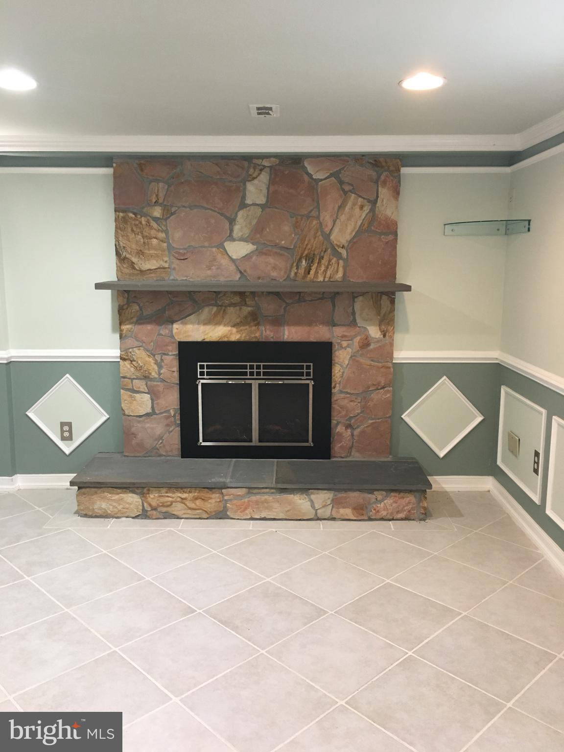 SPRINGFLD FOREST - Residential