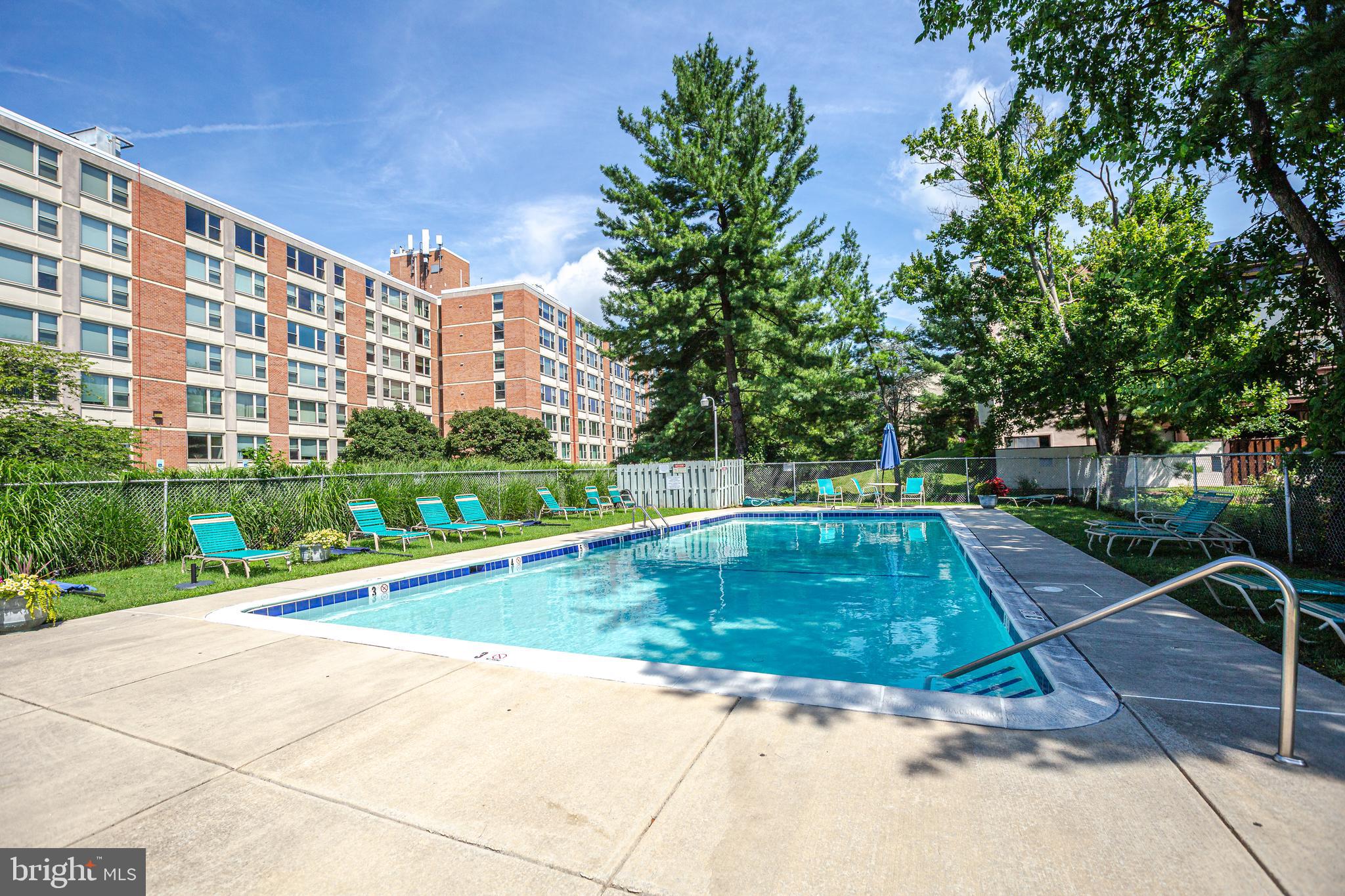 ROLAND PARK - Residential Lease