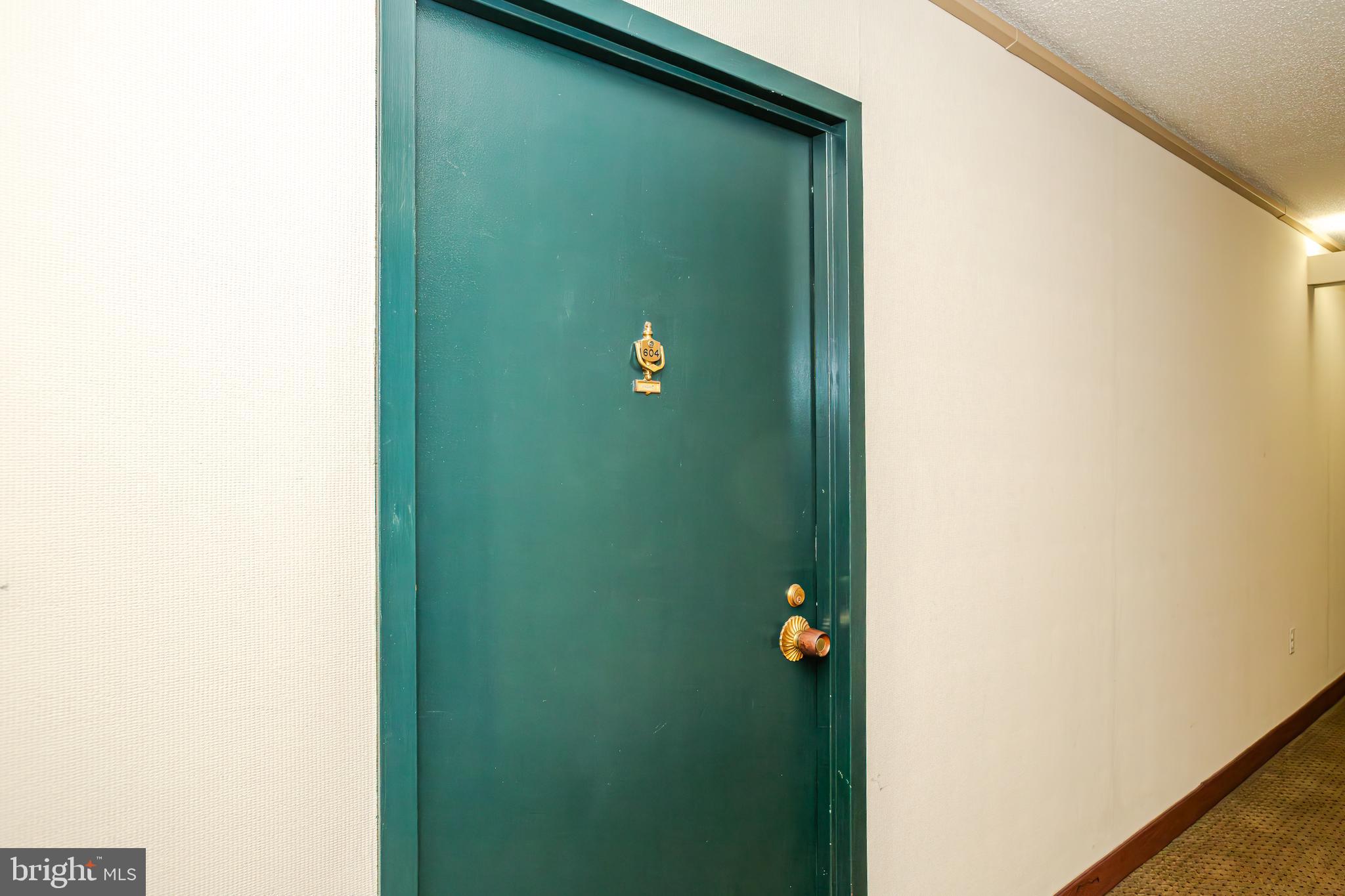 ROLAND PARK - Residential Lease