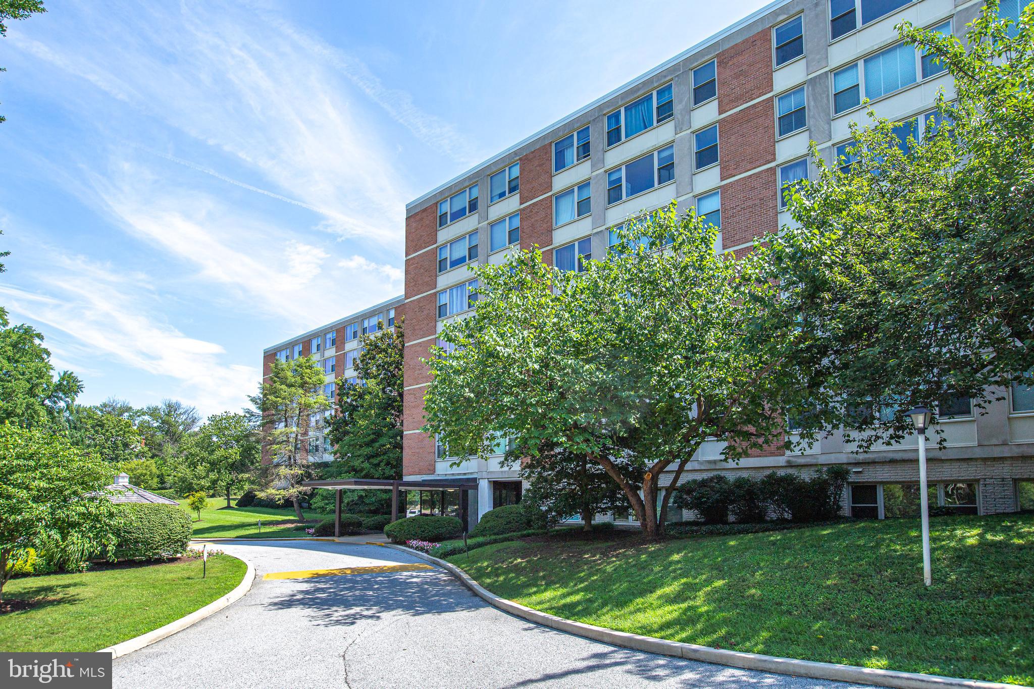 ROLAND PARK - Residential Lease