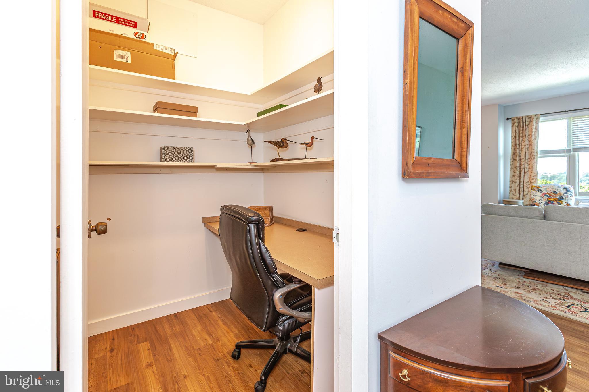 ROLAND PARK - Residential Lease