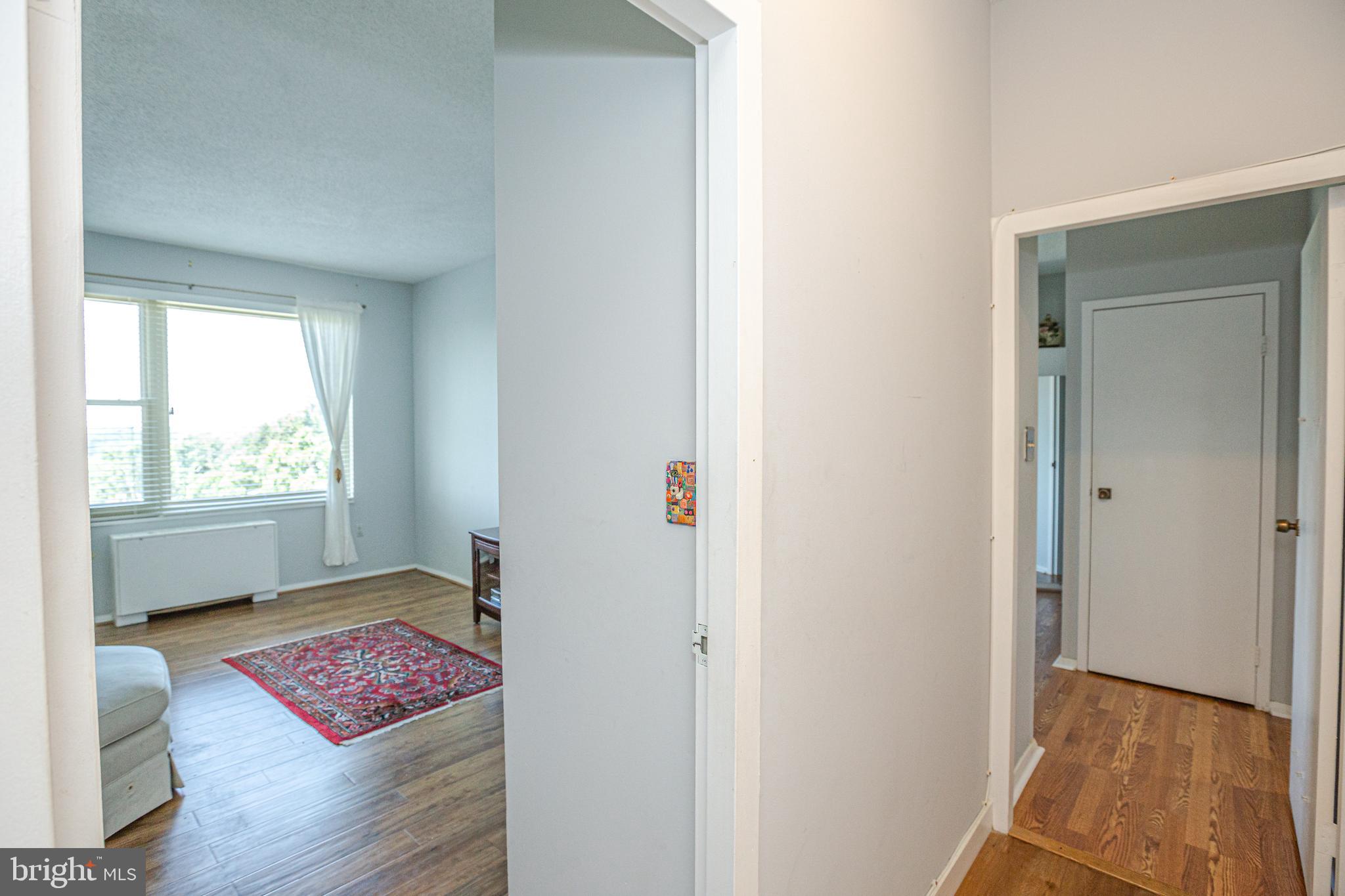 ROLAND PARK - Residential Lease