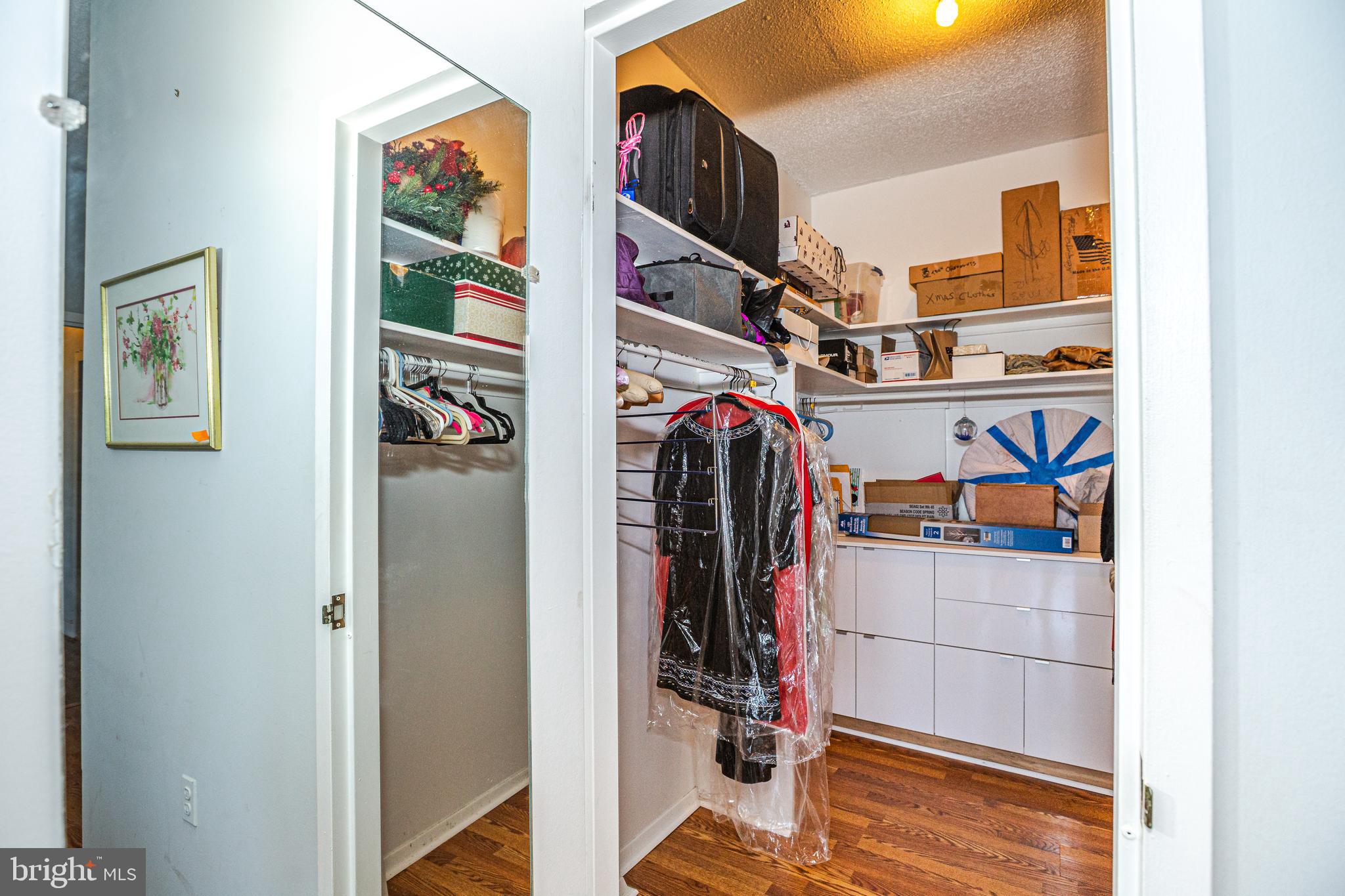 ROLAND PARK - Residential Lease