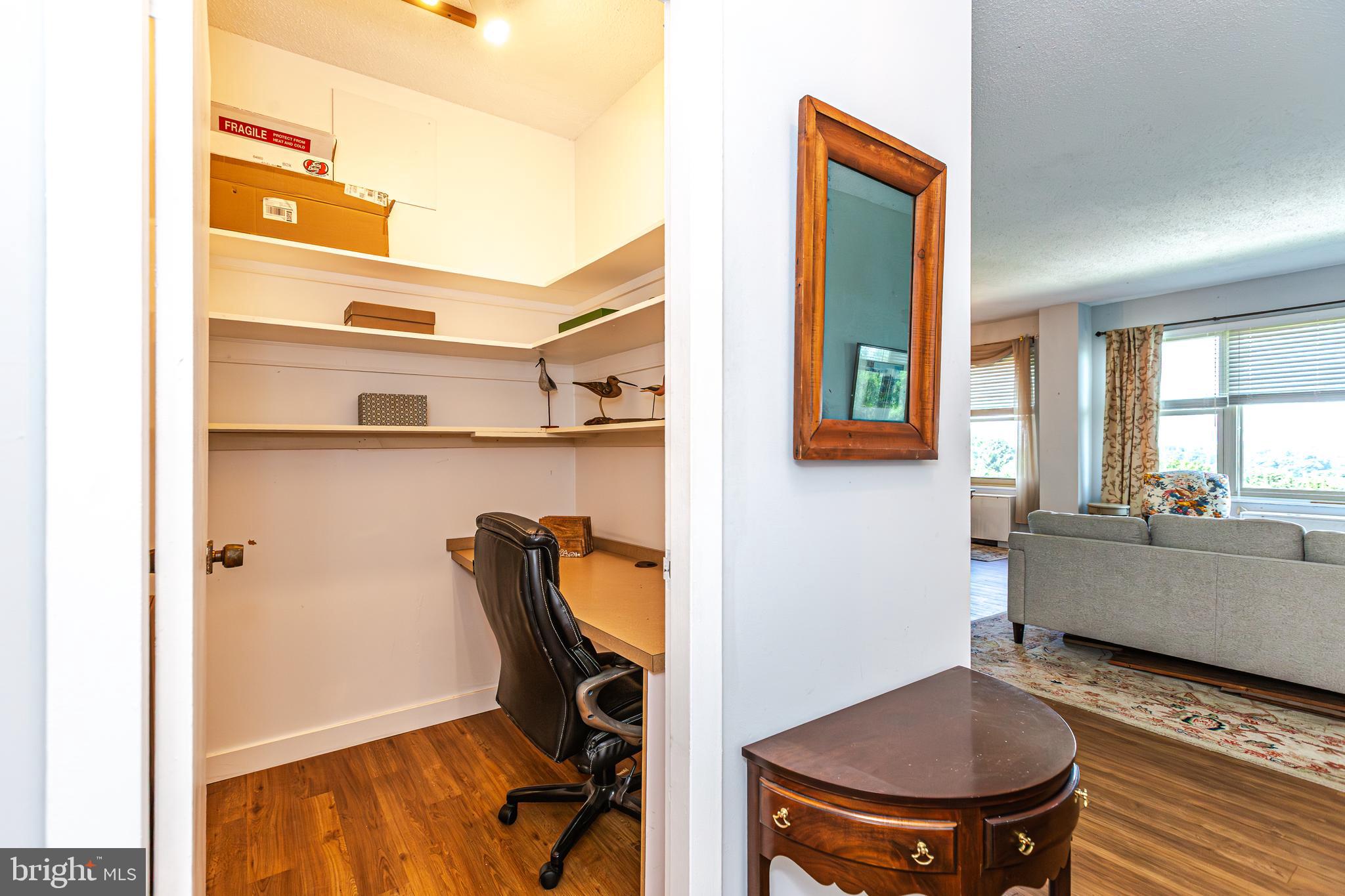 ROLAND PARK - Residential Lease