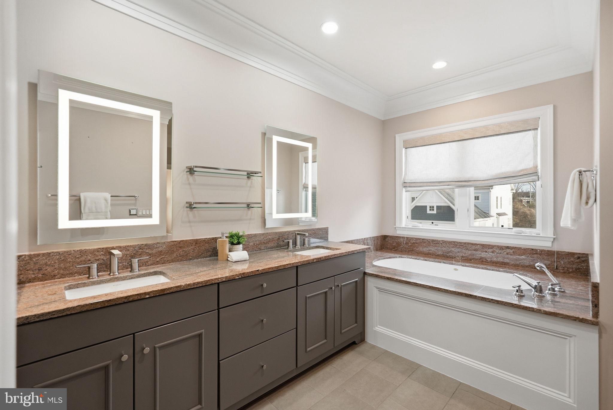 BETHESDA MEWS - Residential