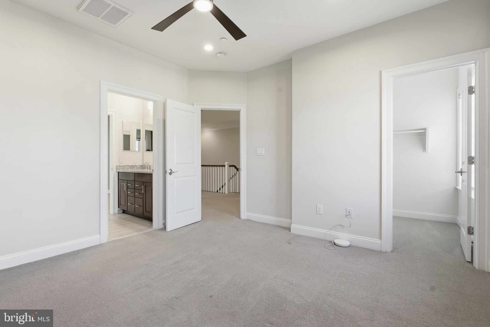 BETHESDA MEWS - Residential