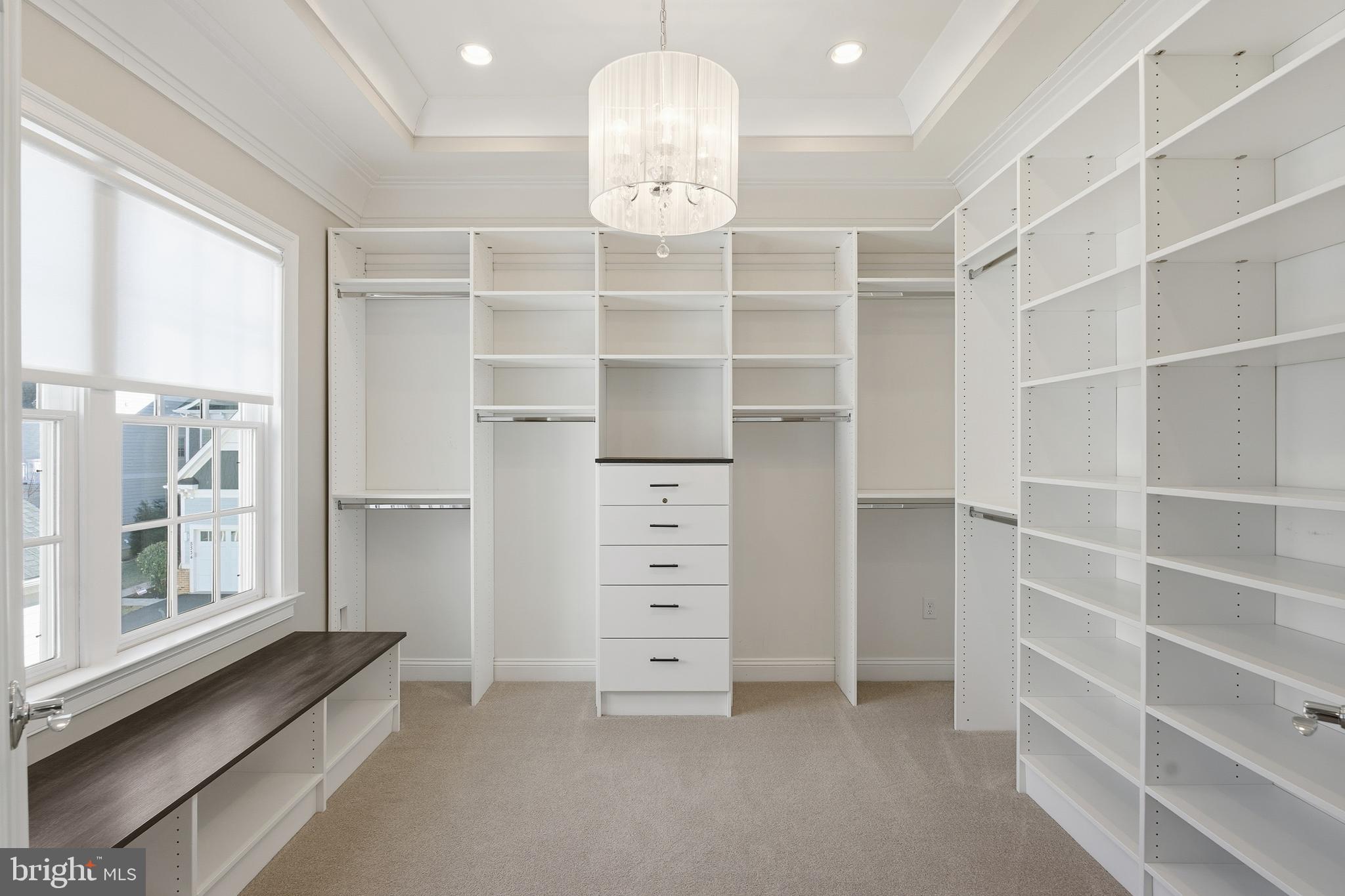 BETHESDA MEWS - Residential