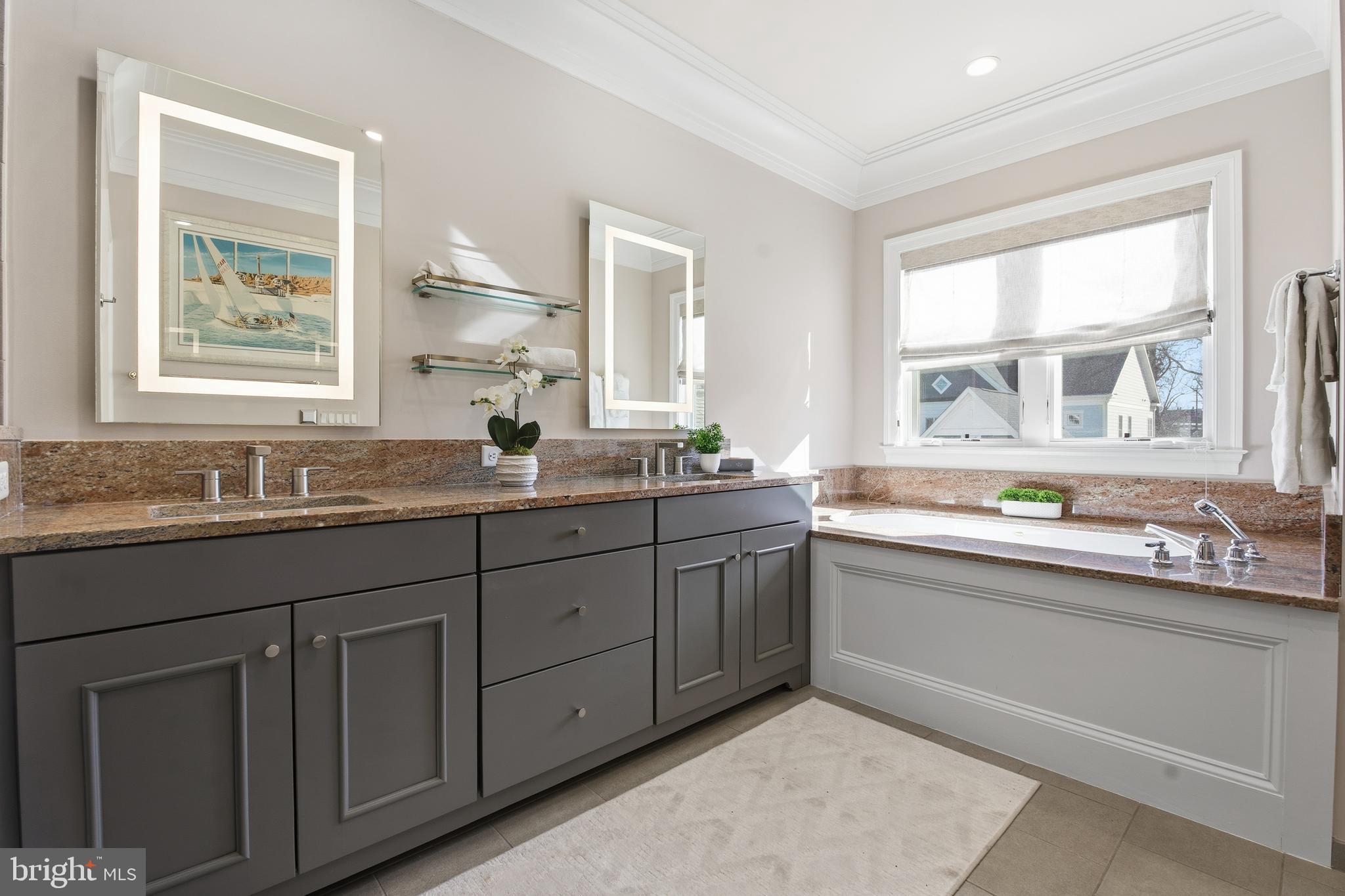 BETHESDA MEWS - Residential