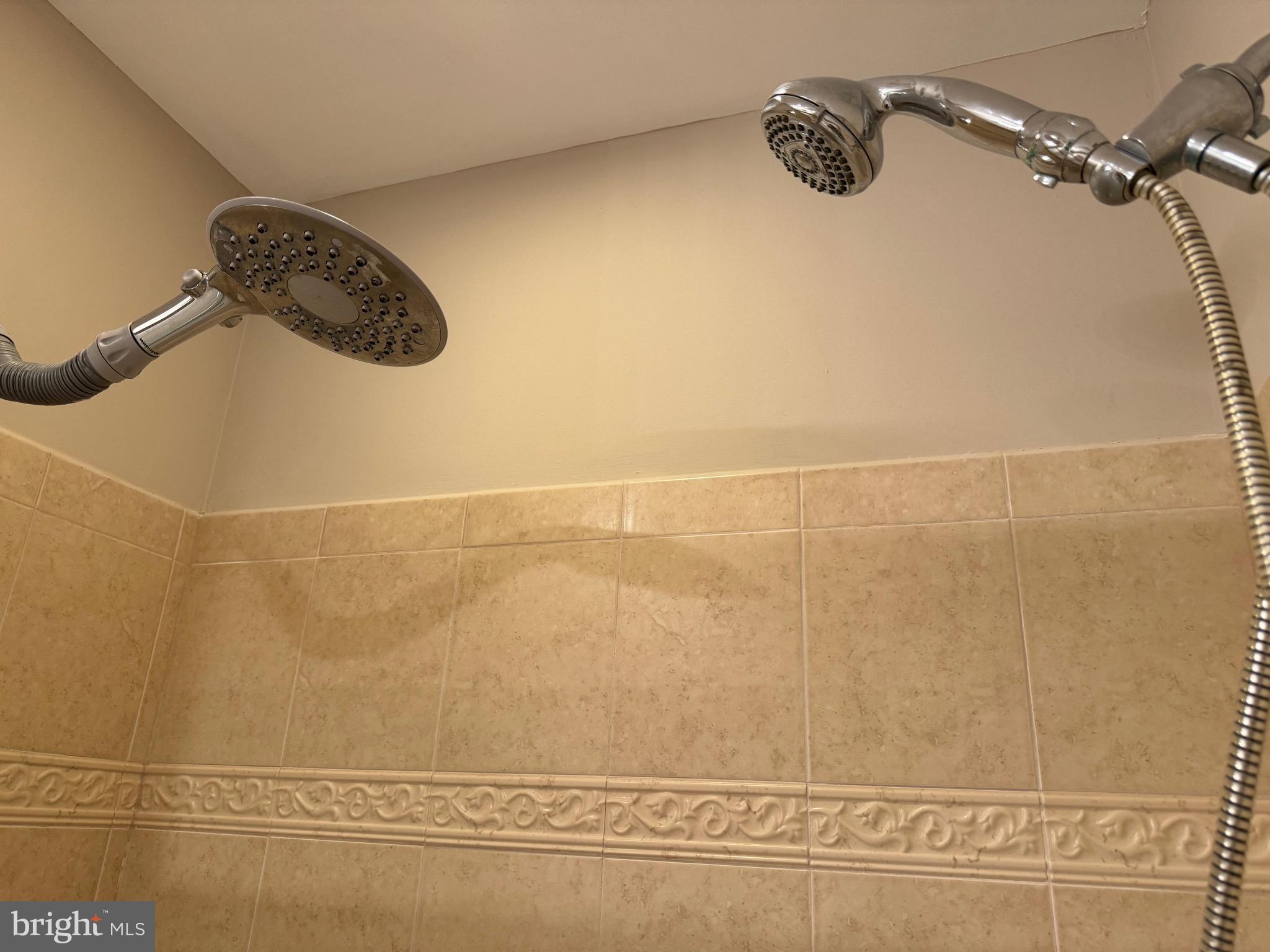 KING FARM BAILEYS COMMON - Residential Lease